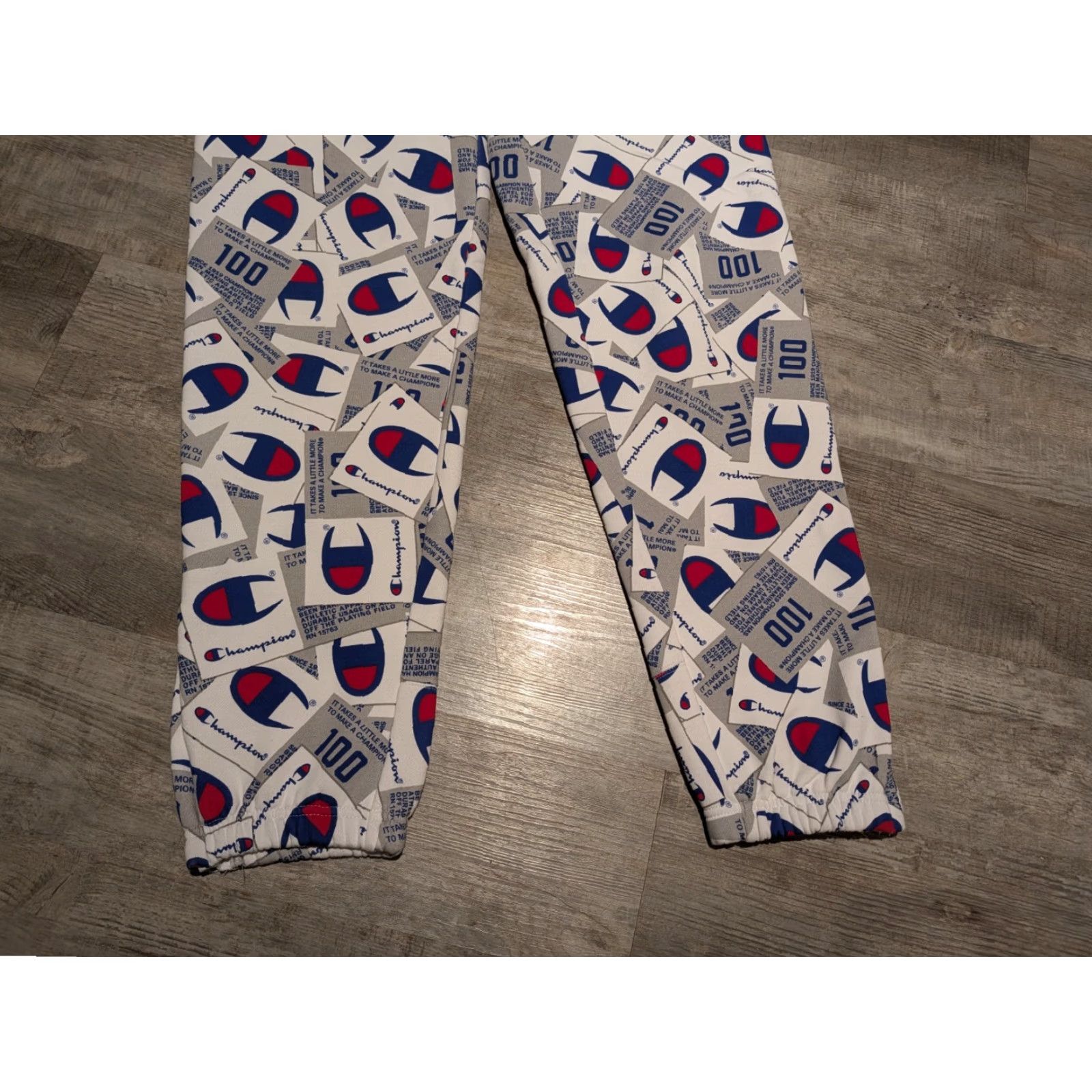Champion Champion Sweatpants 3.0 Super Fleece Thick Sweat Pants Allover Tag Scatter Script Sz S White Unisex Adults Size US 29 - 2 Thumbnail