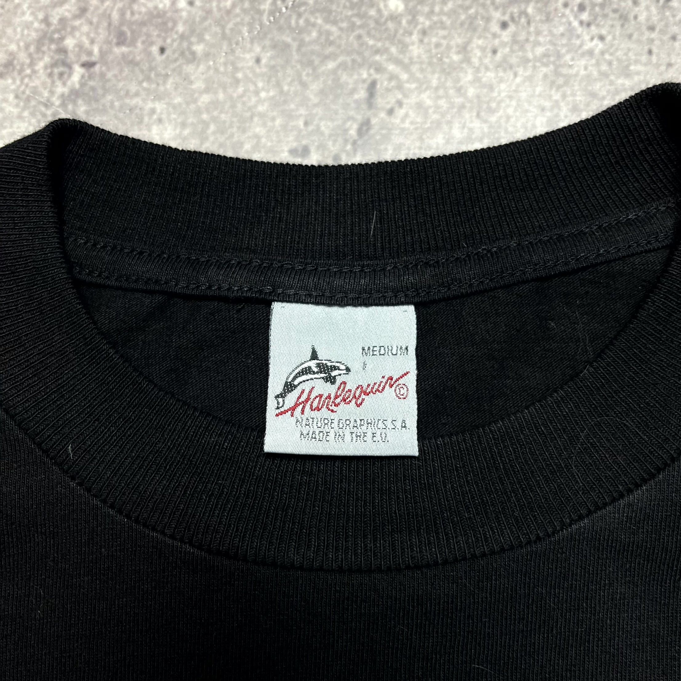 Vintage Vintage 90s Harlequin Leopard Sunset T‑Shirt Black Size M Size US M / EU 48-50 / 2 - 3 Thumbnail
