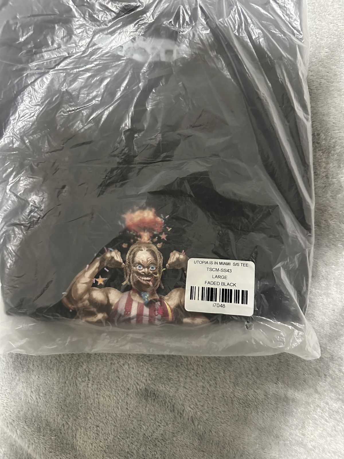 Travis Scott Travis scott Utopia is in miami tee size large Size US L / EU 52-54 / 3 - 6 Thumbnail