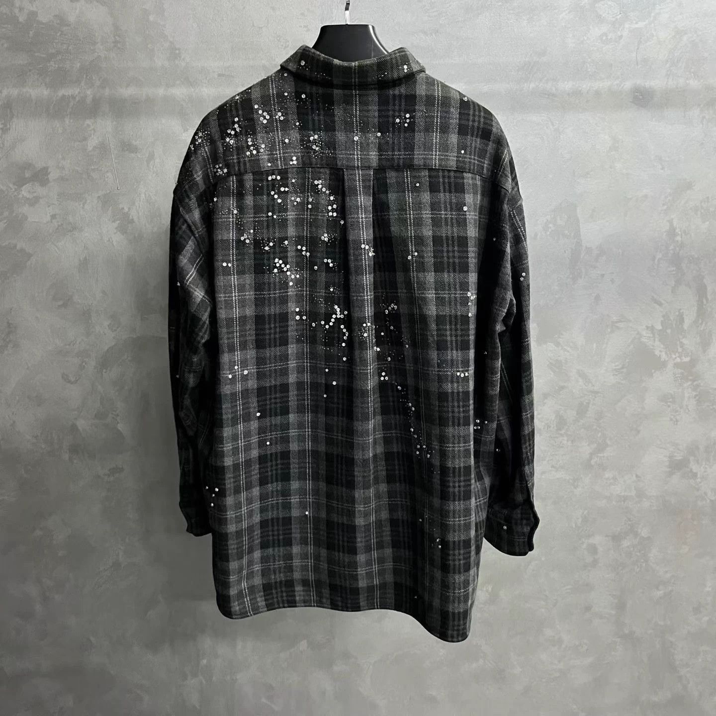 Louis Vuitton LV Dark Gray Austrian Crystals LS Shirt Size US S / EU 44-46 / 1 - 2 Thumbnail