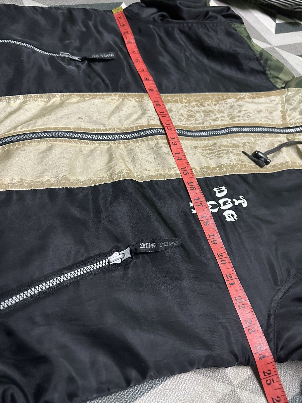 Dogtown × Welcome Skateboards Dogtown skateboards camo windbreaker jacket Size US L / EU 52-54 / 3 - 10 Thumbnail