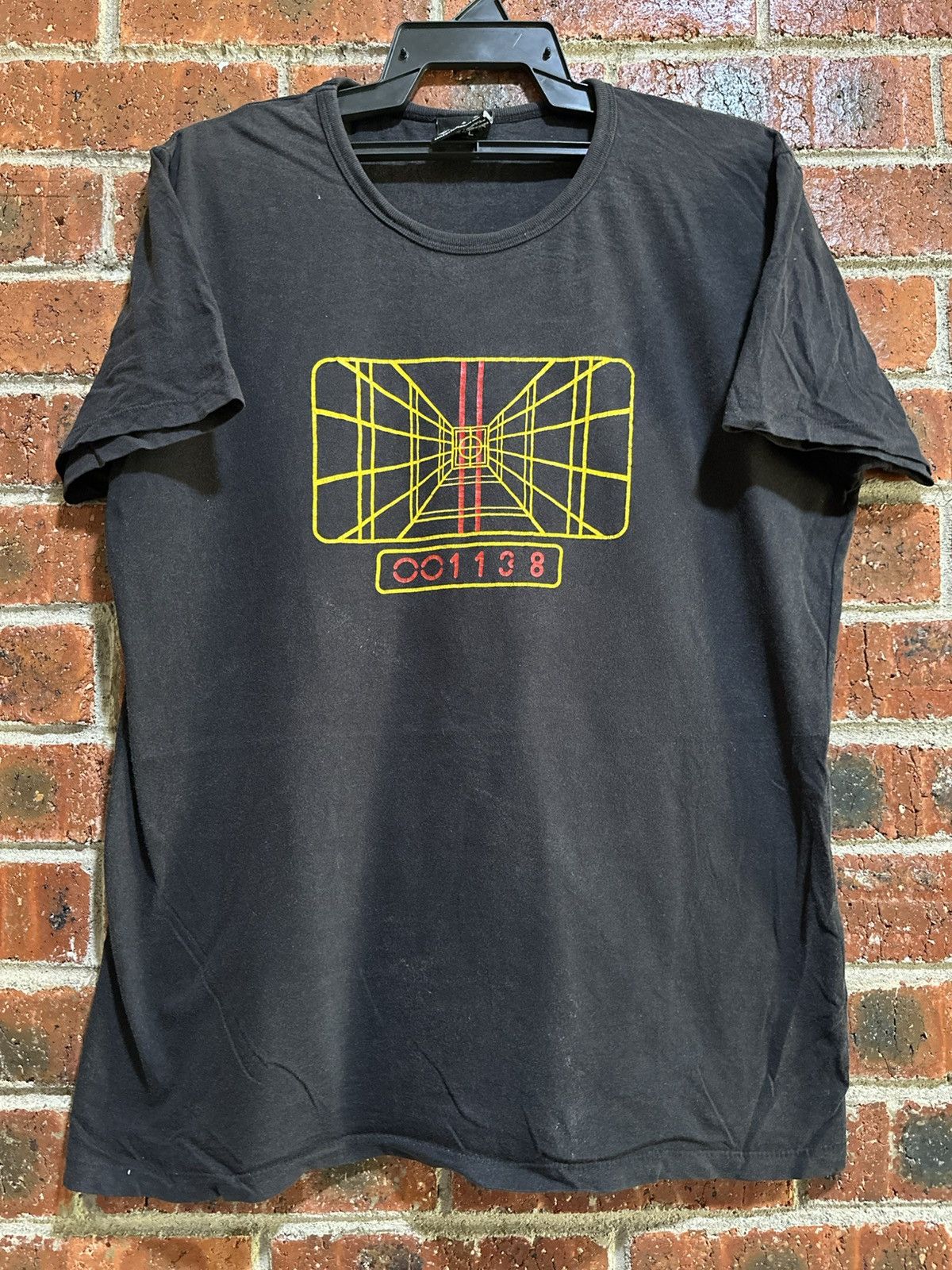 Band Tees Thrashed Vintage Death Star Targeting Faded Grunge Tee Size US L / EU 52-54 / 3 - 1 Thumbnail