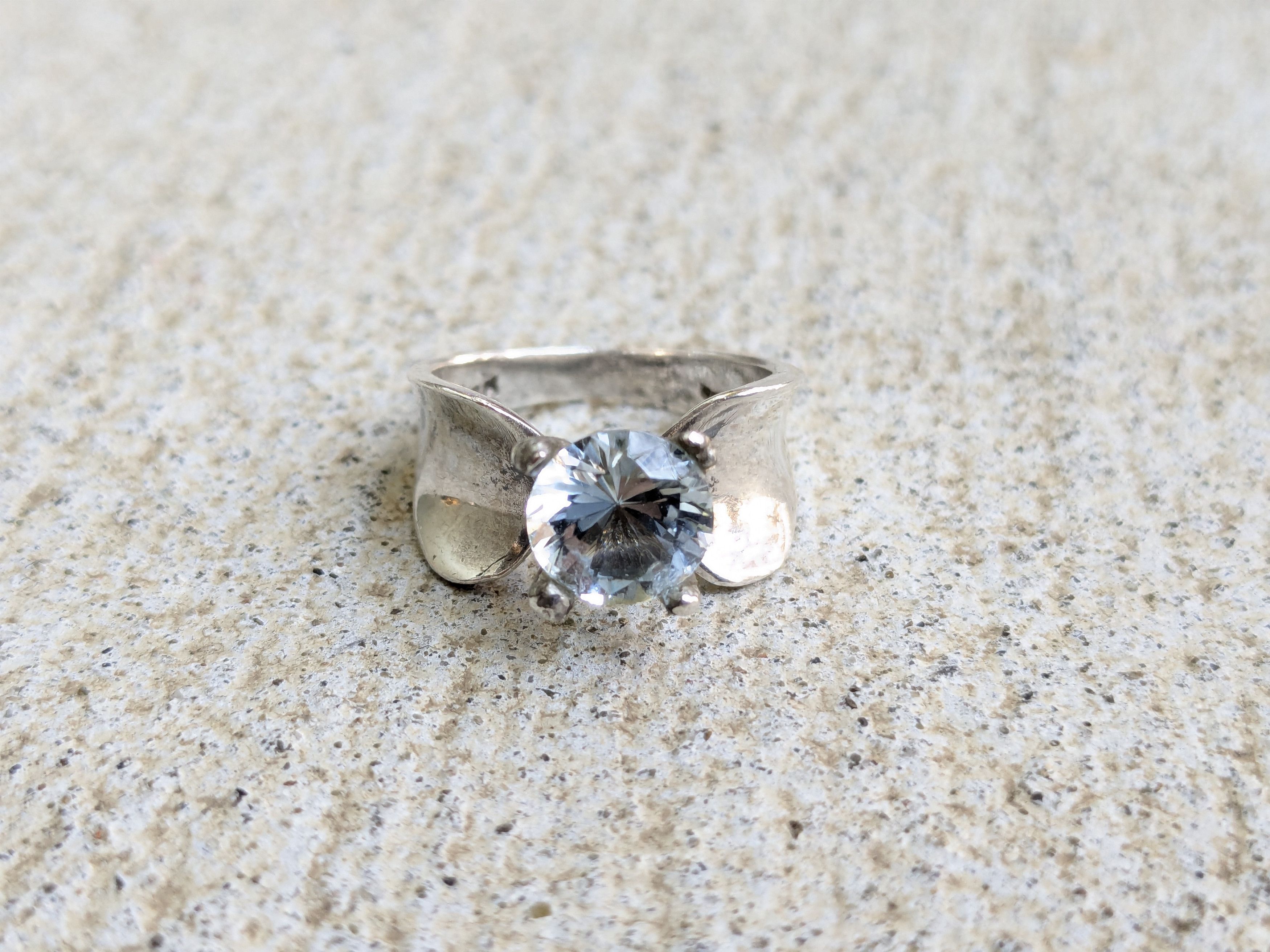 Jewelry × Vintage Vintage Sterling Silver Ring Blue Topaz 6.25 Abstract Modern Size ONE SIZE - 3 Thumbnail