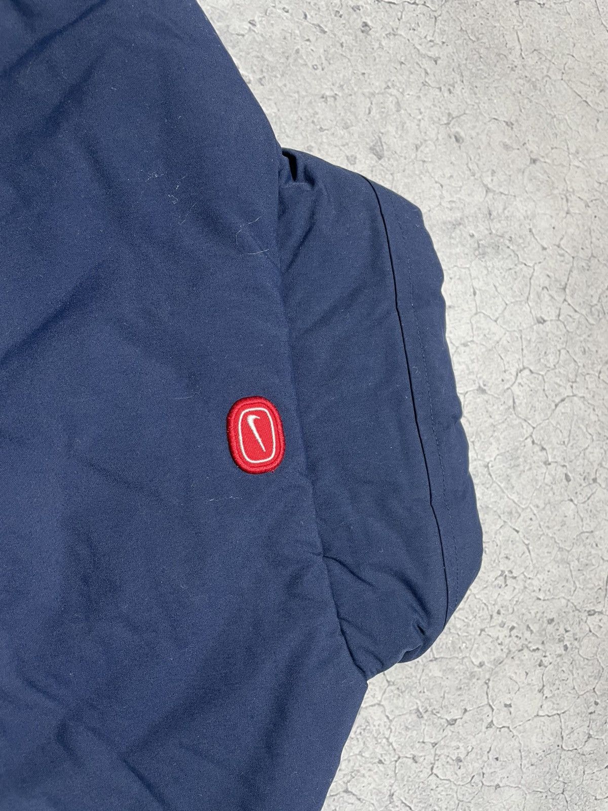 Nike Vintage Nike Down Puffer Big Logo Swoosh Vest Y2K Hype Rare Size US XL / EU 56 / 4 - 15 Thumbnail