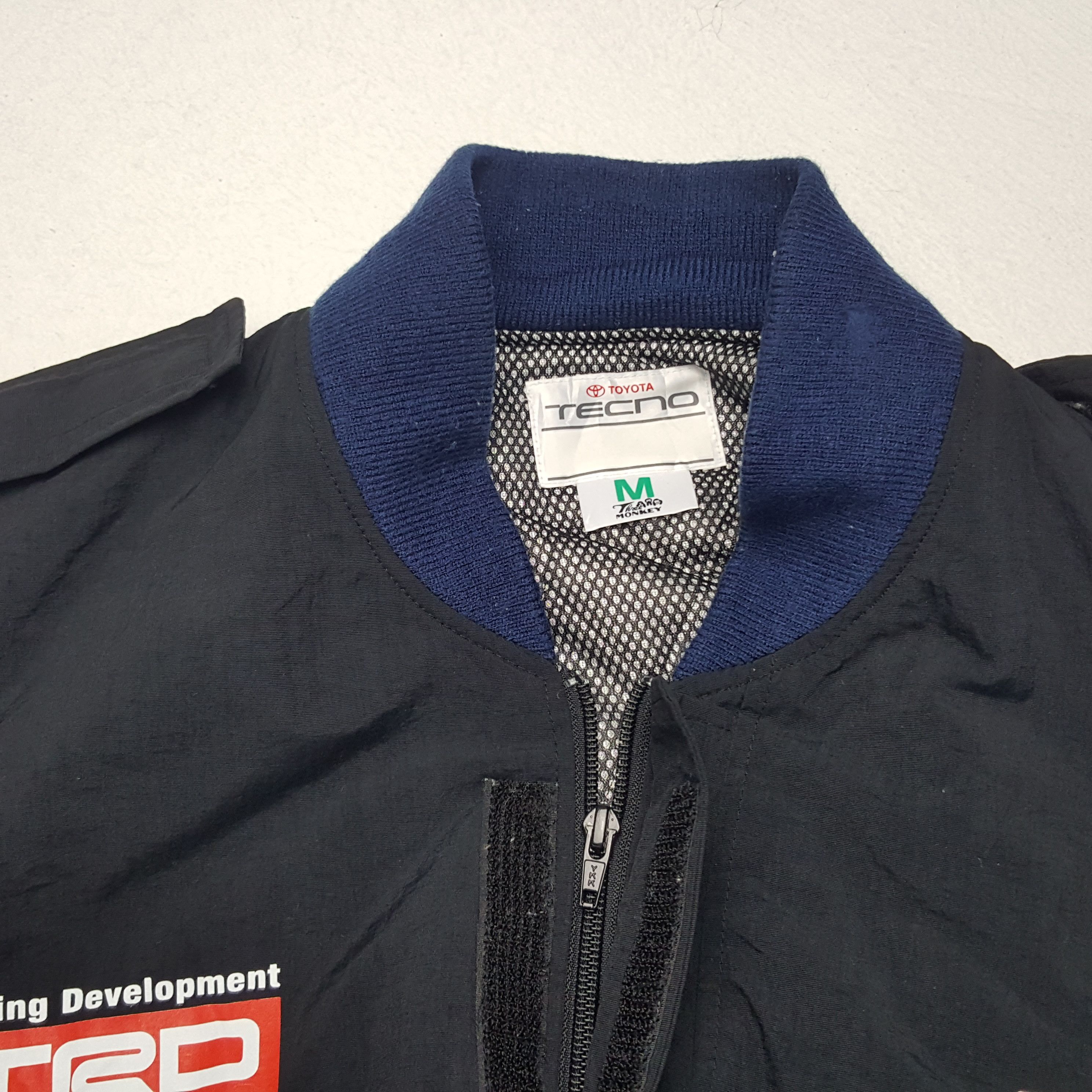 Vintage Vintage TRD Racing Development Racing Team Bombers Jacket Size US L / EU 52-54 / 3 - 5 Thumbnail