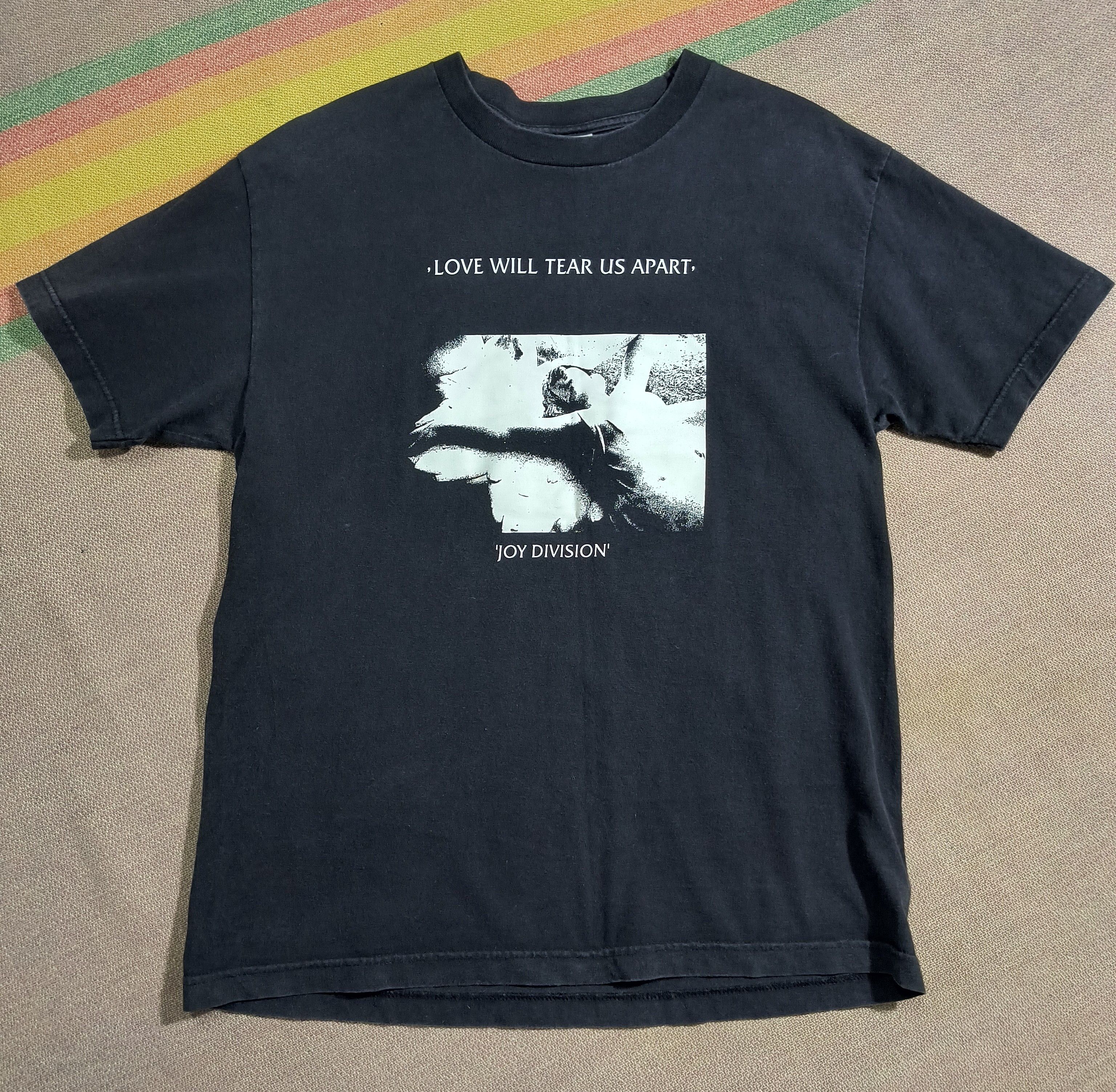 Band Tees Vintage Joy Division "love will tear us apart" tee Size US L / EU 52-54 / 3 - 3 Thumbnail