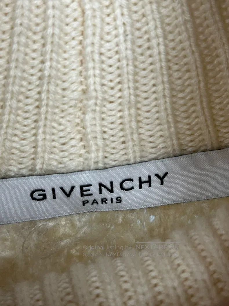 Givenchy Givenchy Black and White Color Blocked Mohair Wool Turtlen Size US S / EU 44-46 / 1 - 2 Thumbnail