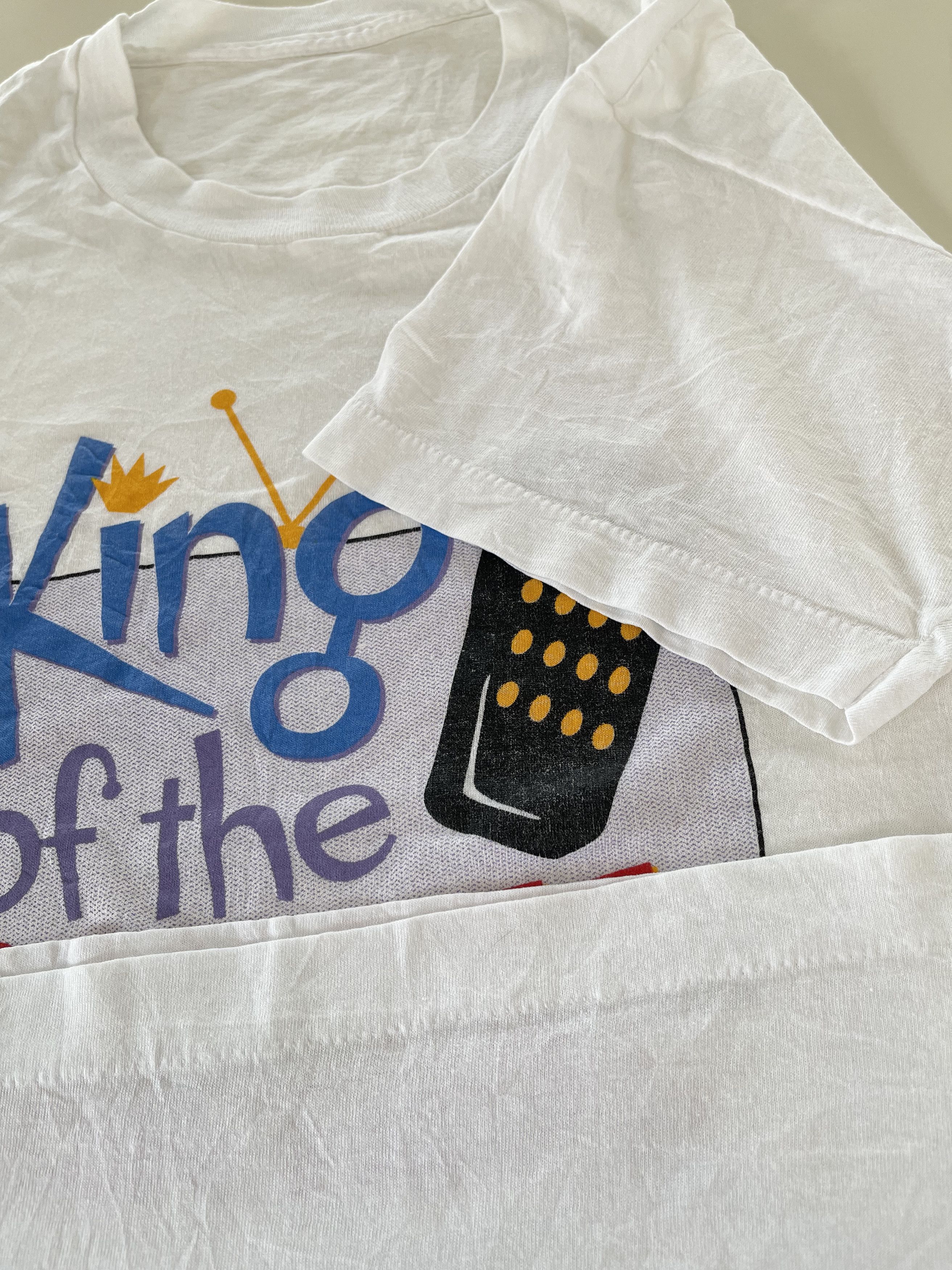 Vintage Vintage King of the Remote Control 90s Tee Size US L / EU 52-54 / 3 - 3 Thumbnail