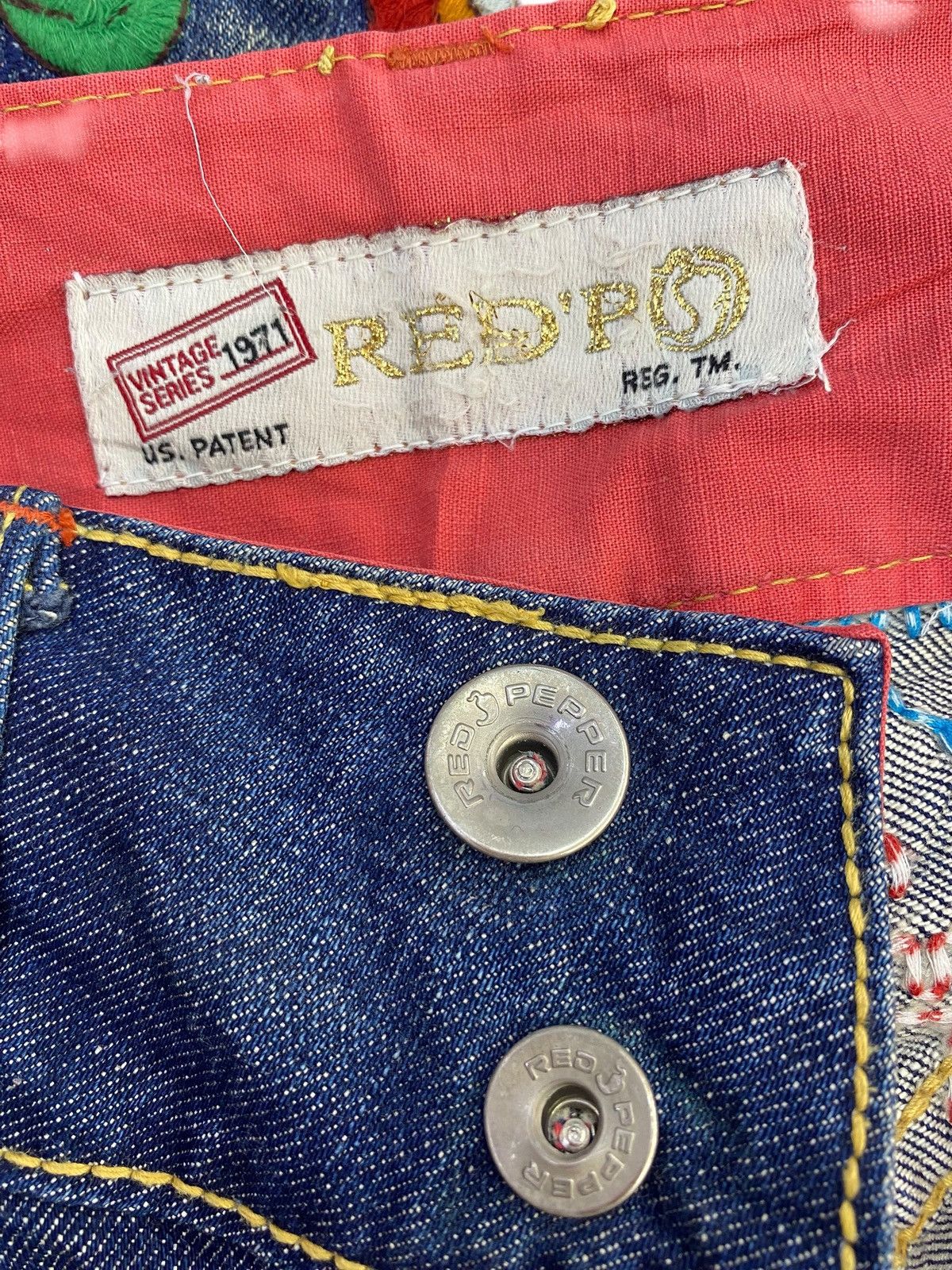 Japanese Brand Red Peppers Brand Ripped Back Embroidery Style Flare Jeans Size US 28 / EU 44 - 10 Thumbnail