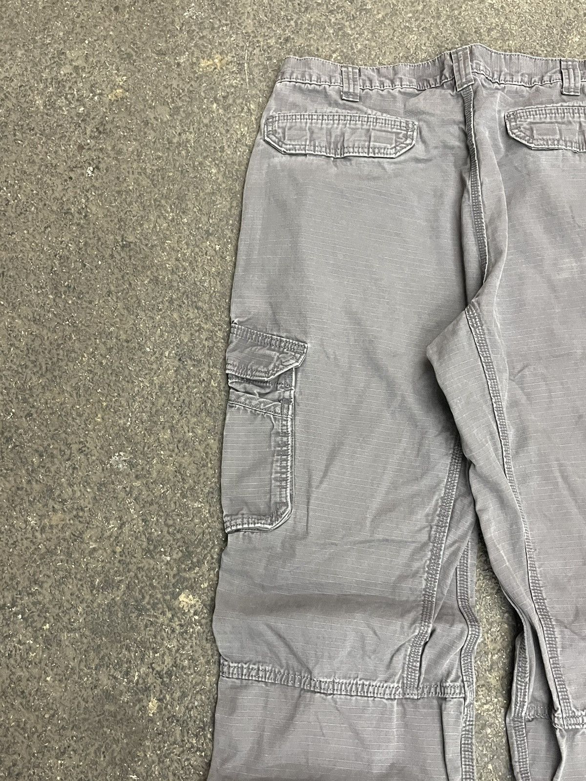 Carhartt × Vintage Carhartt cargo pants y2k streetwear hype baggy faded Size US 36 / EU 52 - 4 Thumbnail