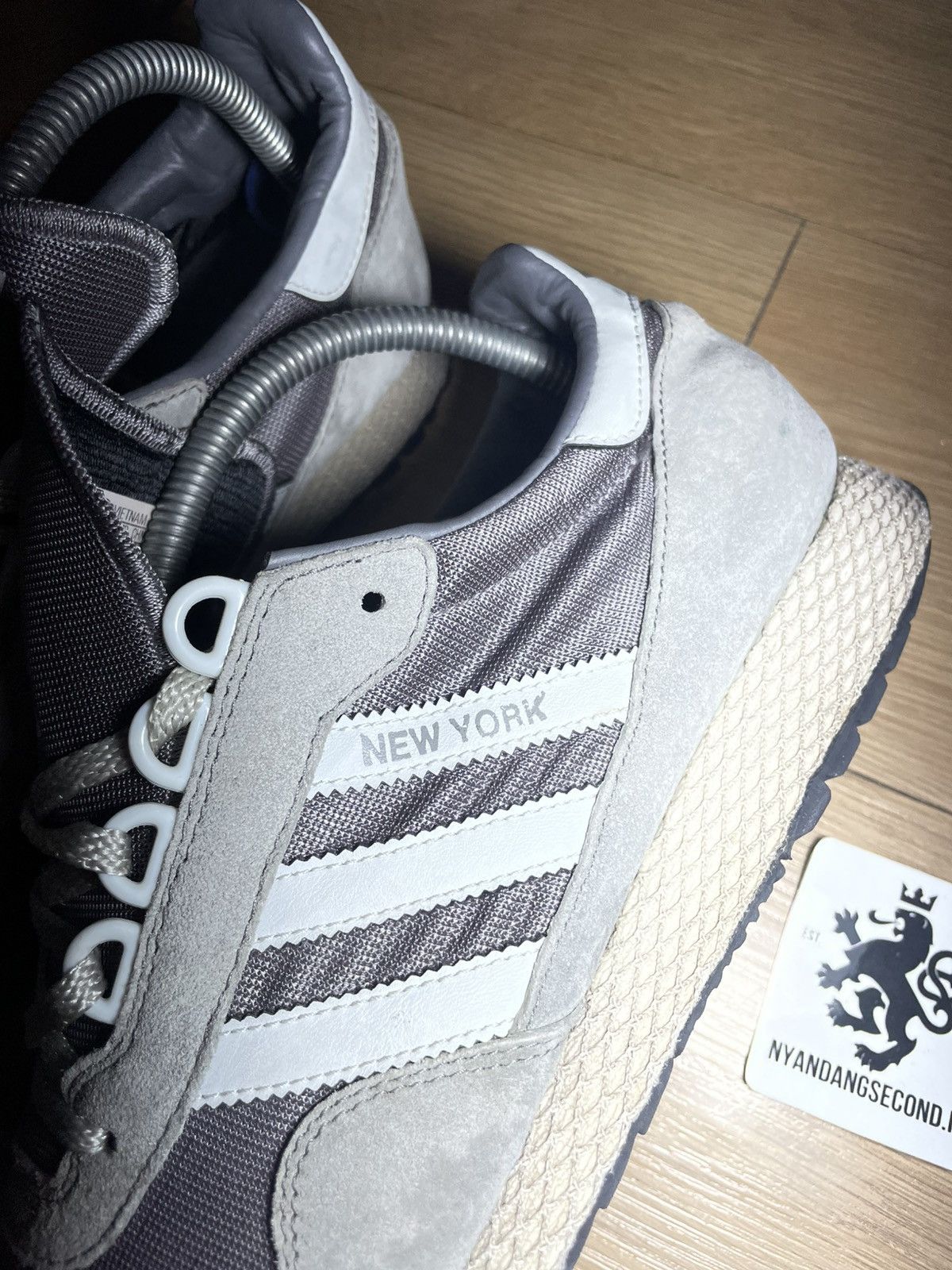 Adidas ADIDAS NEWYORK Size US 7.5 / EU 40-41 - 4 Thumbnail