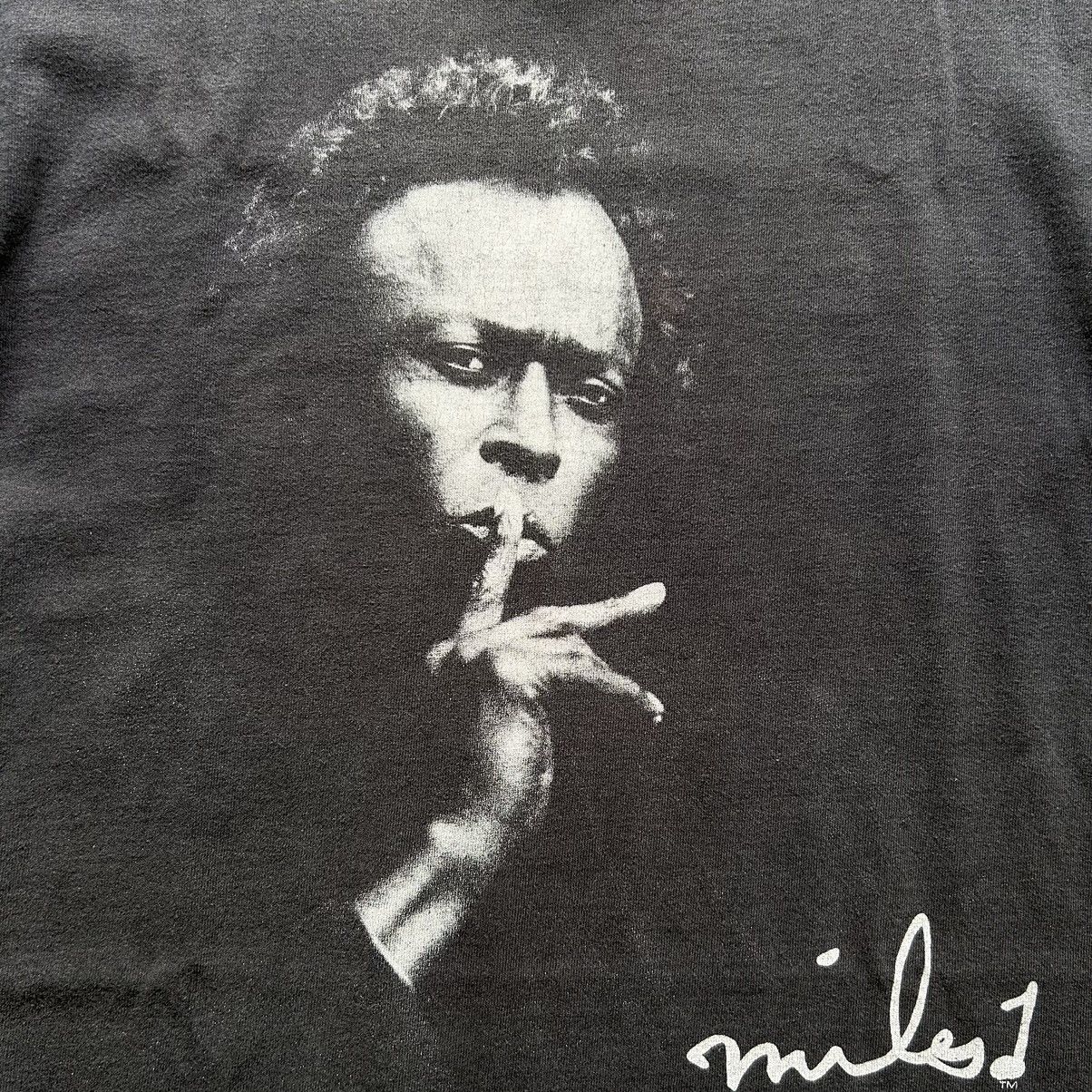 Band Tees × Vintage Vintage 1992 Miles Davis jazz portrait t-shirt Size US S / EU 44-46 / 1 - 2 Thumbnail