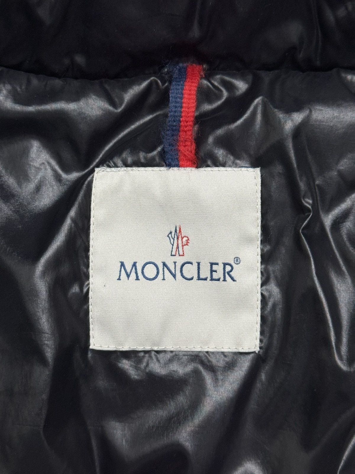 Moncler MOKA long down jacket Size M / US 6-8 / IT 42-44 - 16 Thumbnail