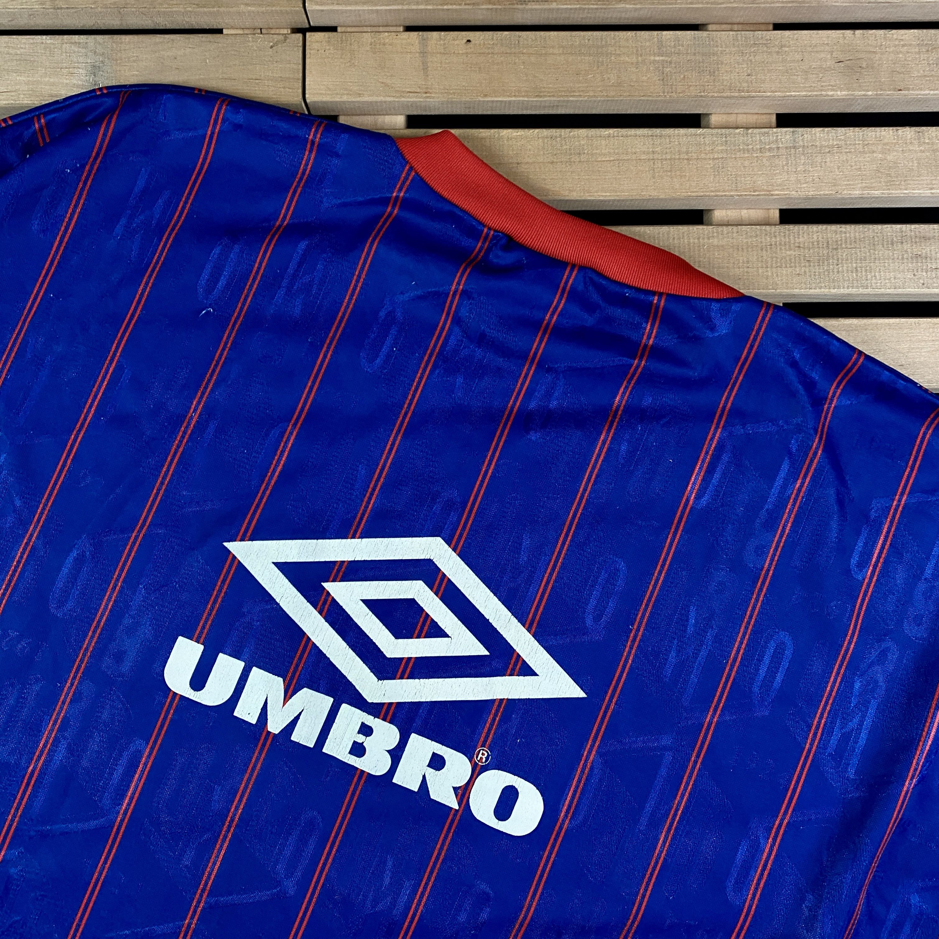 Umbro × Vintage Mens Vintage Umbro Football Training Shirt Chelsea Size XL Size US XL / EU 56 / 4 - 5 Thumbnail