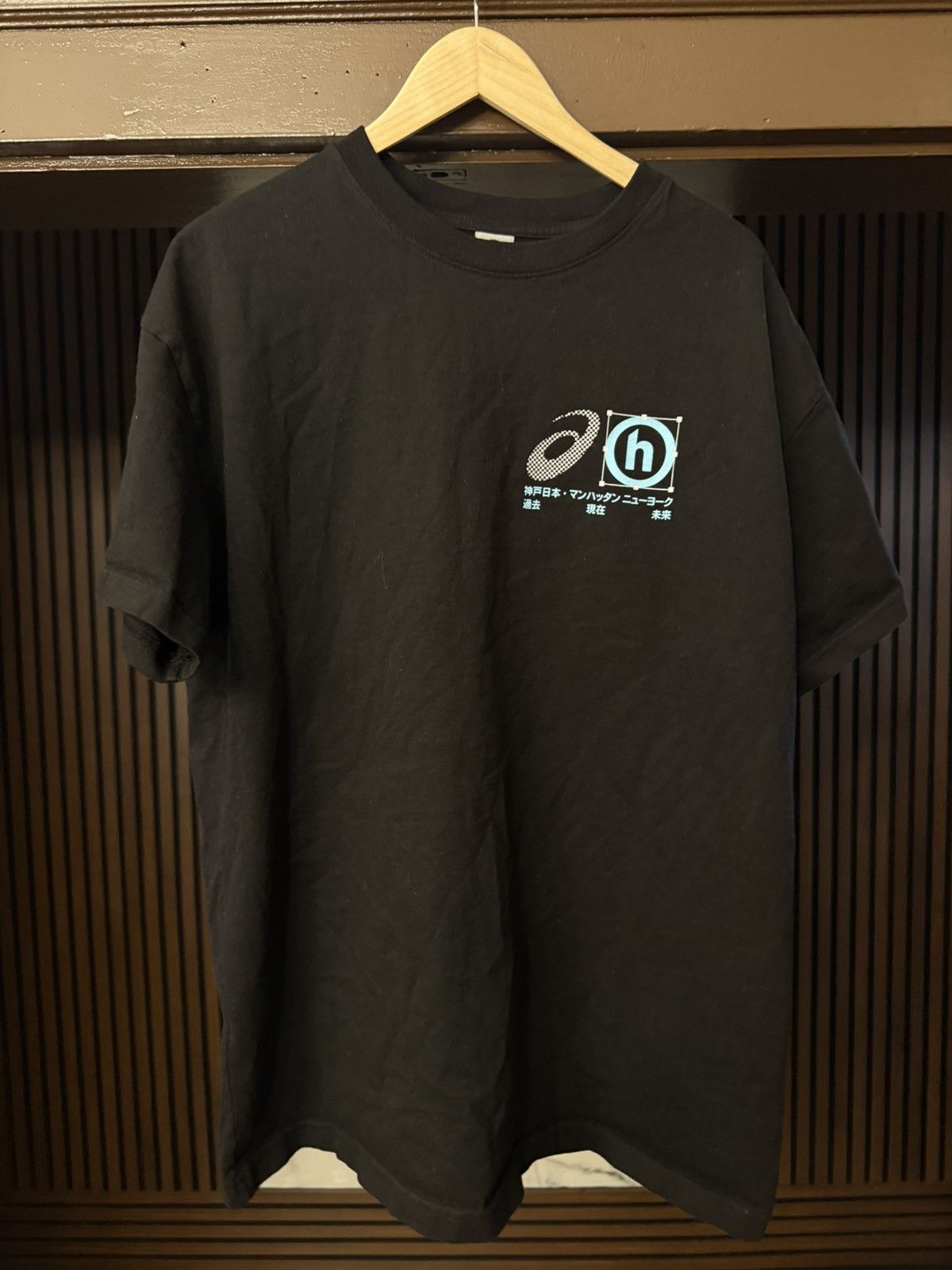 Asics × HIDDEN HIDDEN NY x Asics Running Man Tee Black (Size US XL) Size US XL / EU 56 / 4 - 1 Thumbnail