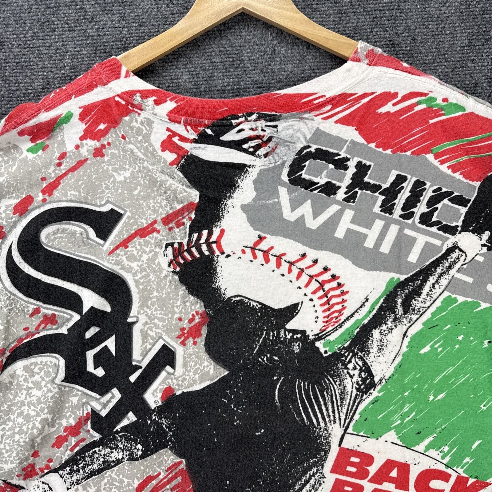 Hanes Vintage Chicago White Sox Shirt Mens XL White 90s AOP Size US XL / EU 56 / 4 - 7 Thumbnail