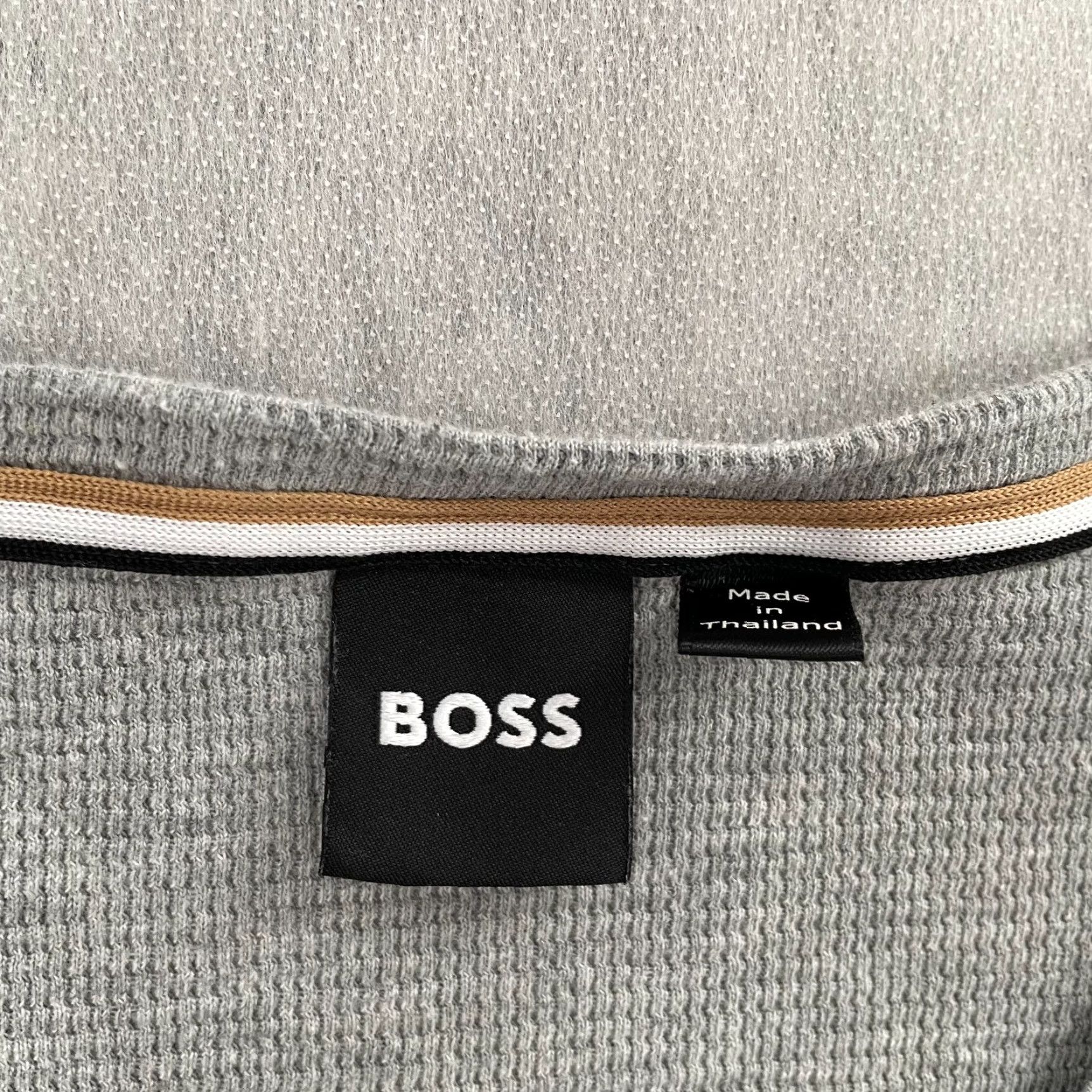 Hugo Boss HUGO BOSS Shirt Adult XL Gray Waffle Knit Crew Neck Long Sleeve Mens XL, Cotton Blend, Classic Fit, Solid, T-Shirt, Preowned Size US XL / EU 56 / 4 - 5 Thumbnail