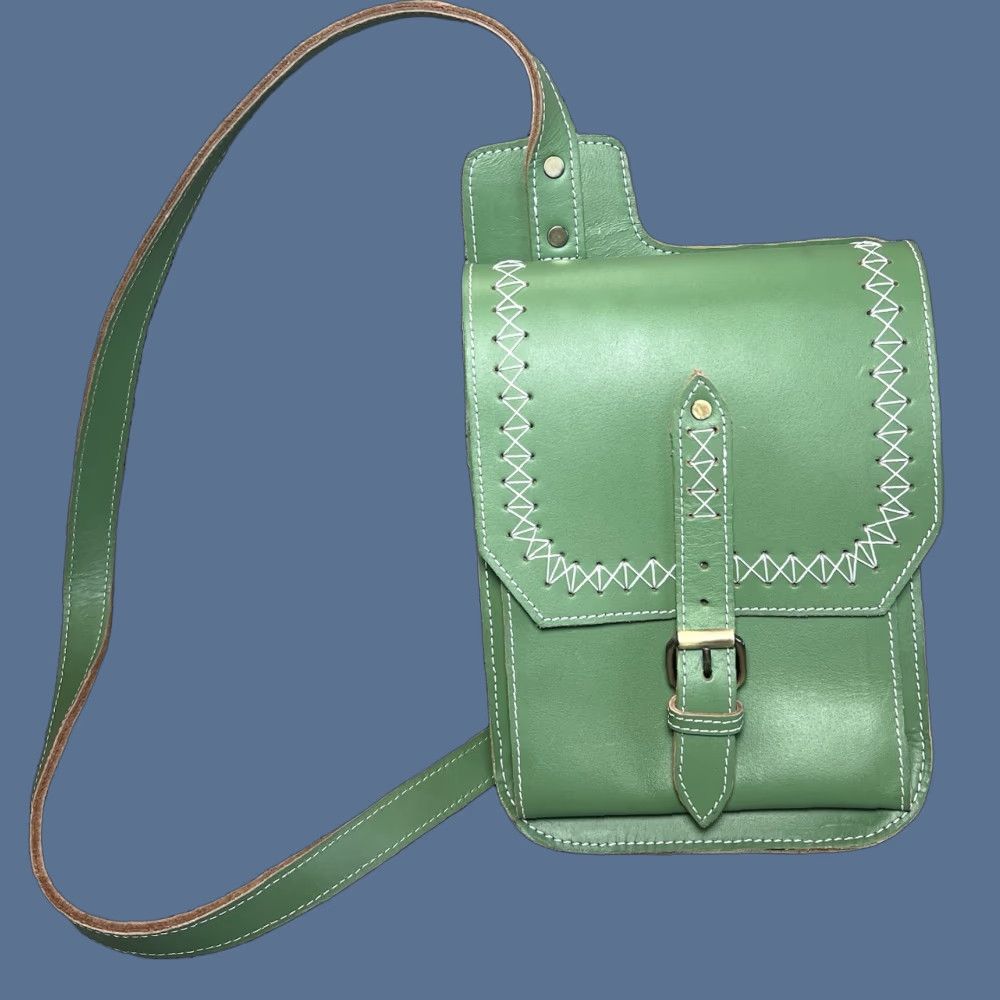 Vintage Stanley Street Lucy All Leather Crossbody Saddle Bag Embroidered Detail Size ONE SIZE - 1 Thumbnail