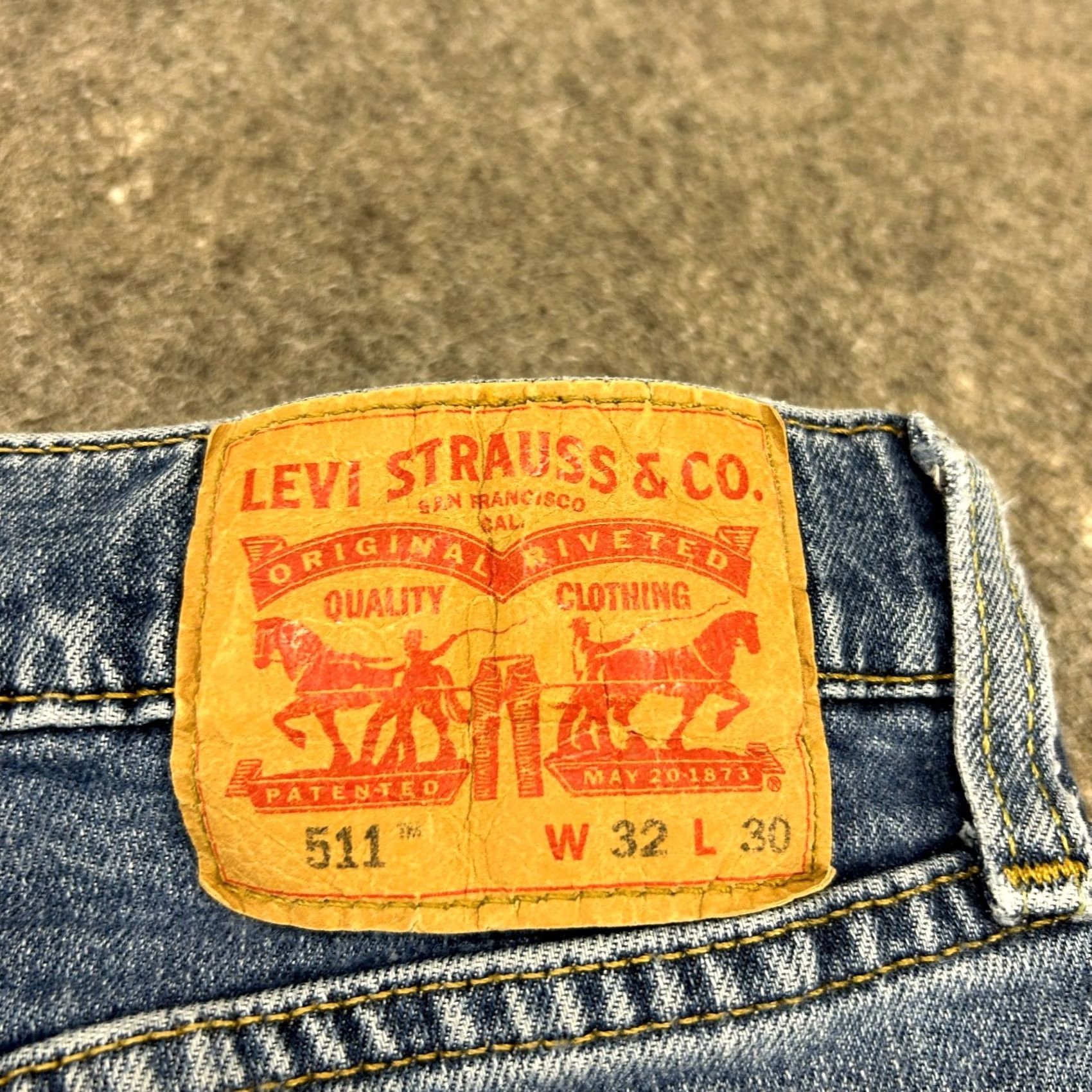 Levi's Levi's 511 Jeans Mens 32x30 Slim Fit Medium Wash Blue Stretch Denim Regular Size 32 Modern Distressed 5-Pocket Button Fly Zip Mens Size US 32 / EU 48 - 3 Thumbnail