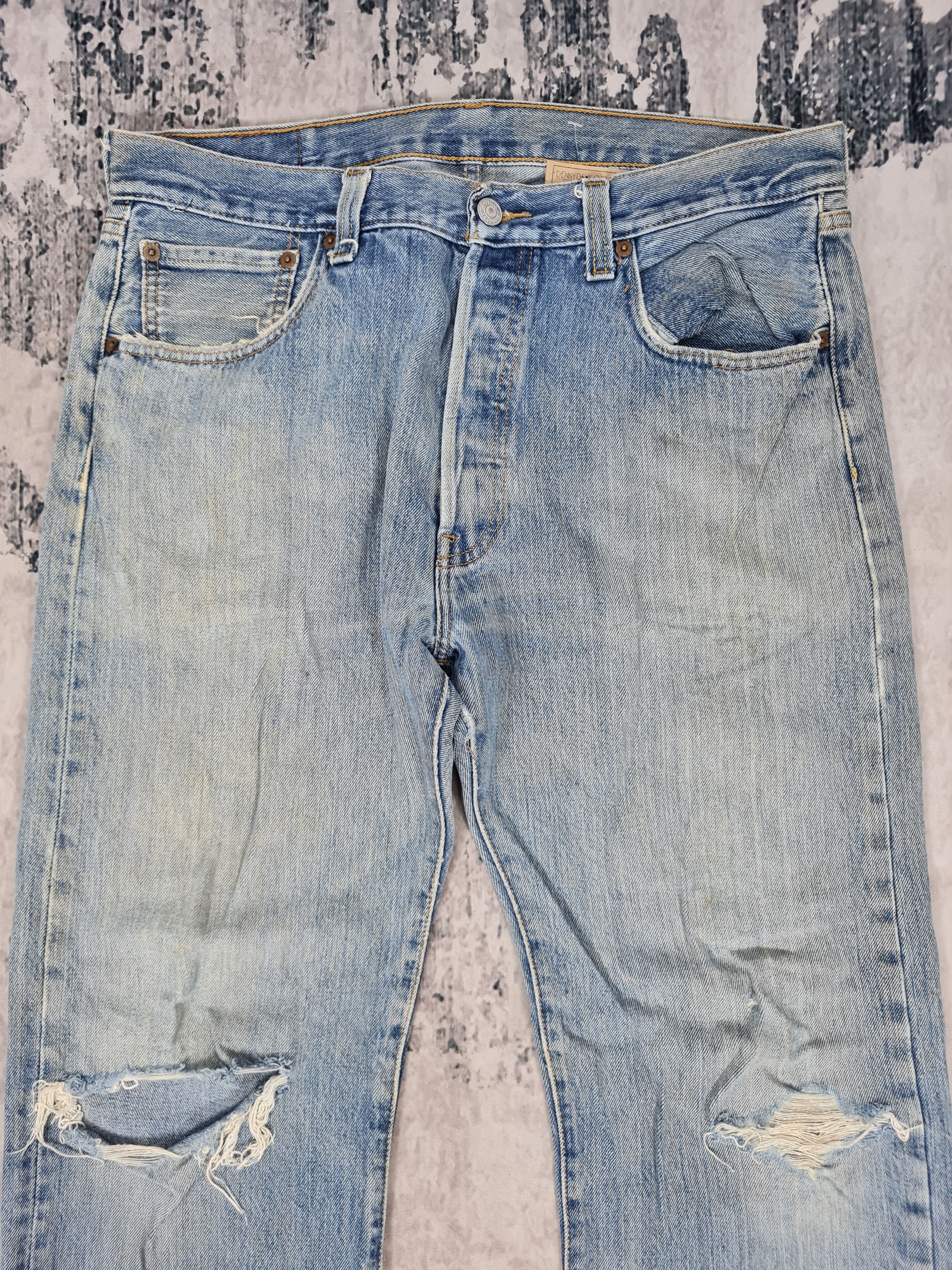 Levi's Vtg LEVIS 501 Distressed Faded Ripped Jeans L0385 Size 34X29 Size US 34 / EU 50 - 5 Thumbnail