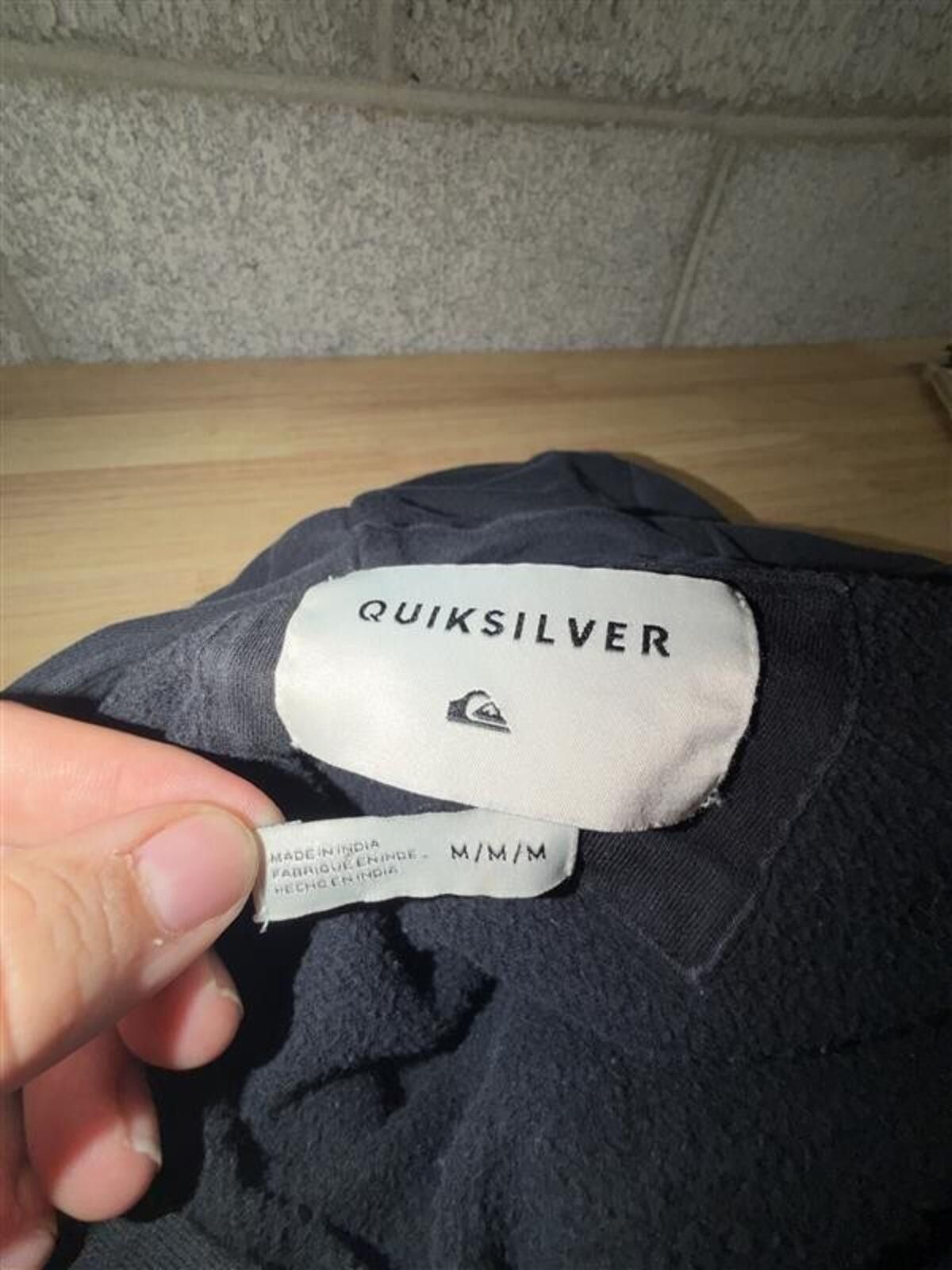 Quiksilver Quiksilver Logo Hoodie Size M 2010 Black Surf Skate Pullover Size US M / EU 48-50 / 2 - 3 Thumbnail