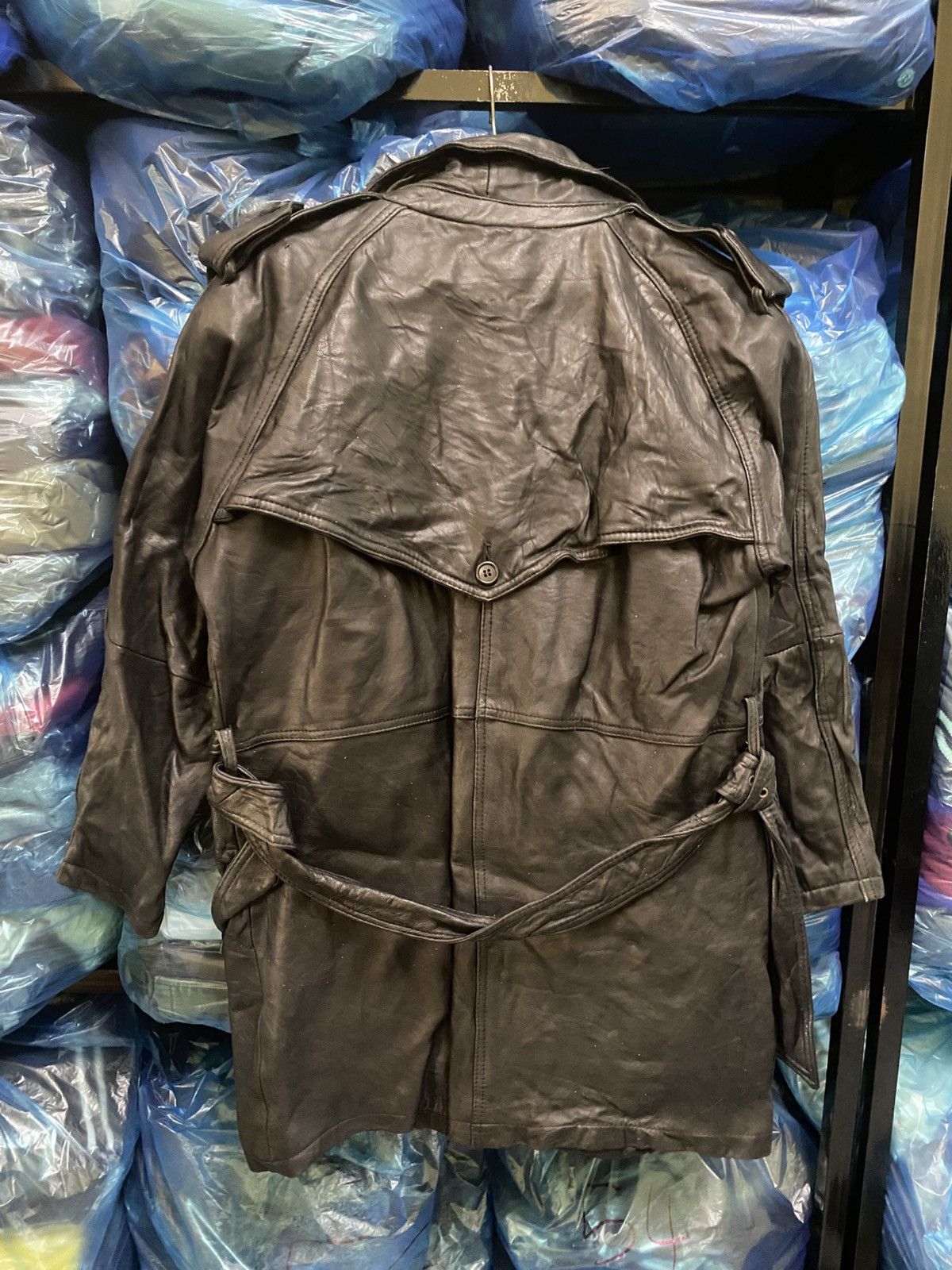 Other Vintage Italian Leather Double-Breasted Black Trench Coat Size US M / EU 48-50 / 2 - 7 Thumbnail