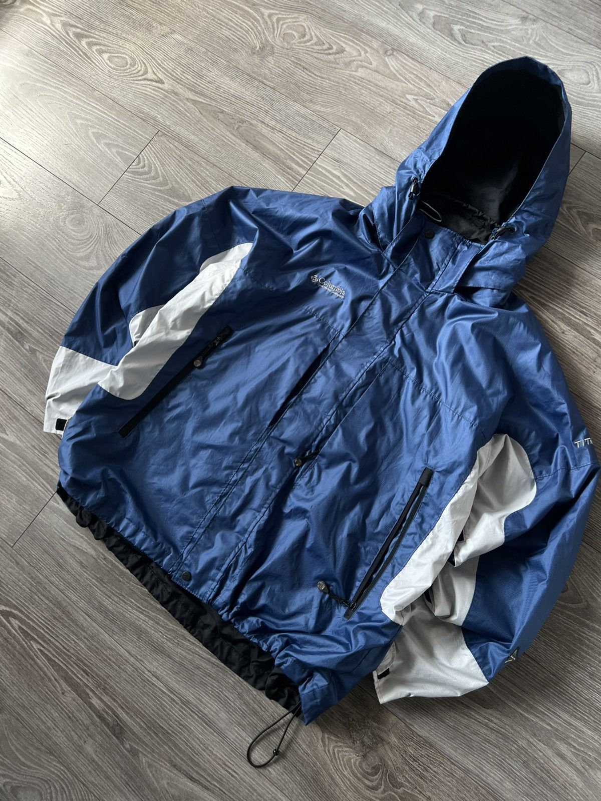 Columbia × Vintage ‼️Vintage Columbia Titanium Tech Omni Waterpoof Jacket‼️ Size US XL / EU 56 / 4 - 8 Thumbnail