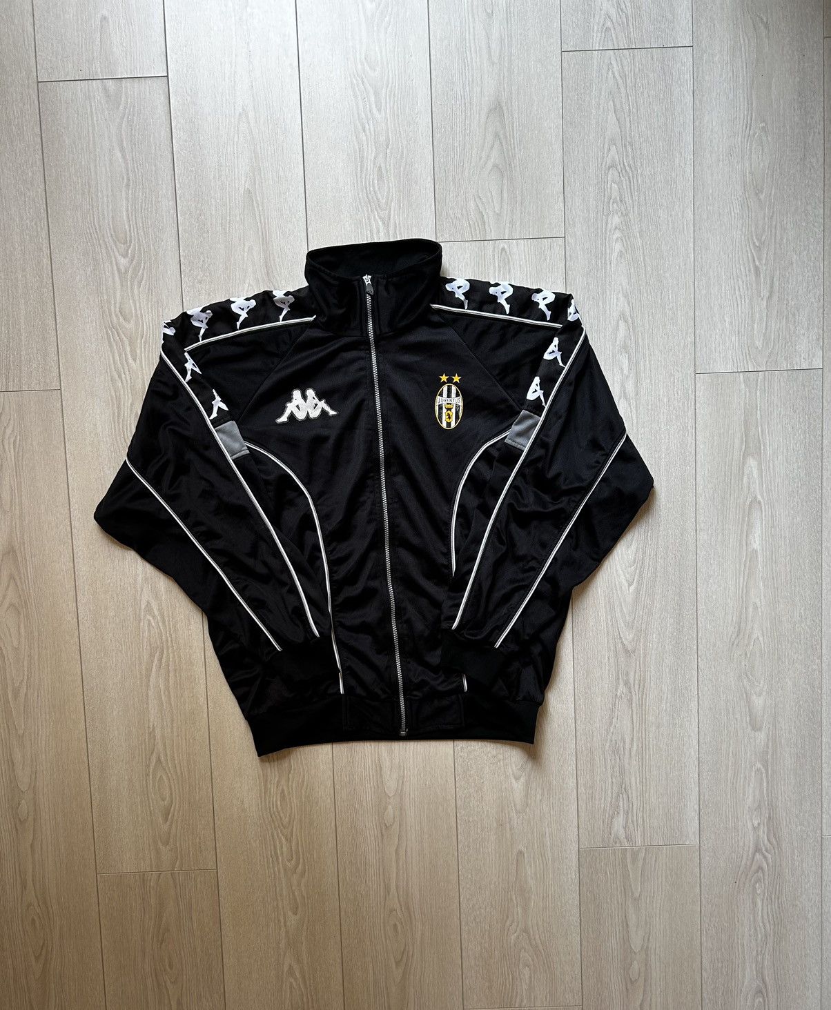 image of 1998/99 Juventus Kappa Tracksuit in Black, Men's (Size XL)