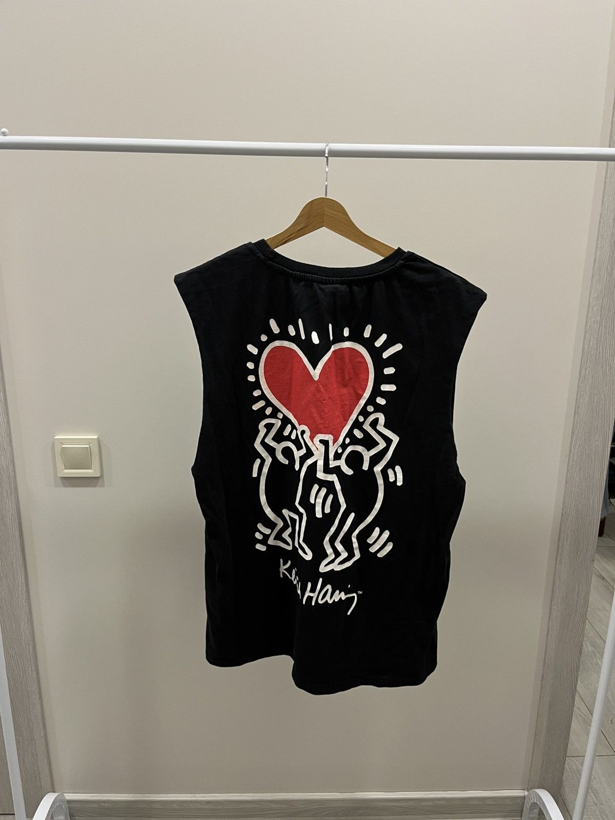Keith Haring Vintage Keith Haring Big Logo T-shirt Black Y2K Streetwear Size US L / EU 52-54 / 3 - 1 Thumbnail