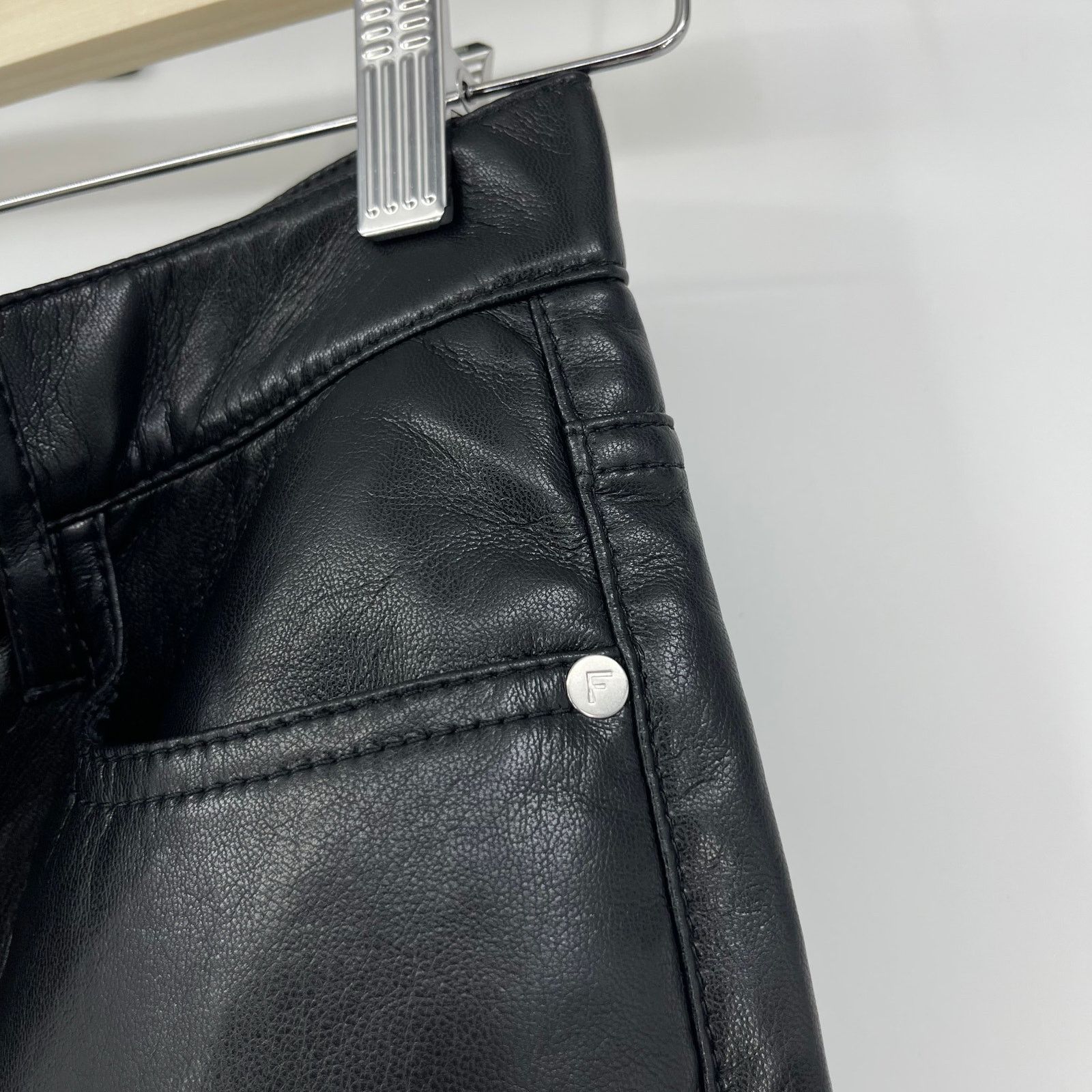 Frame FRAME | NWT Le Jane Crop Black Leather Jeans Noir Size 23 Size 23" - 9 Thumbnail