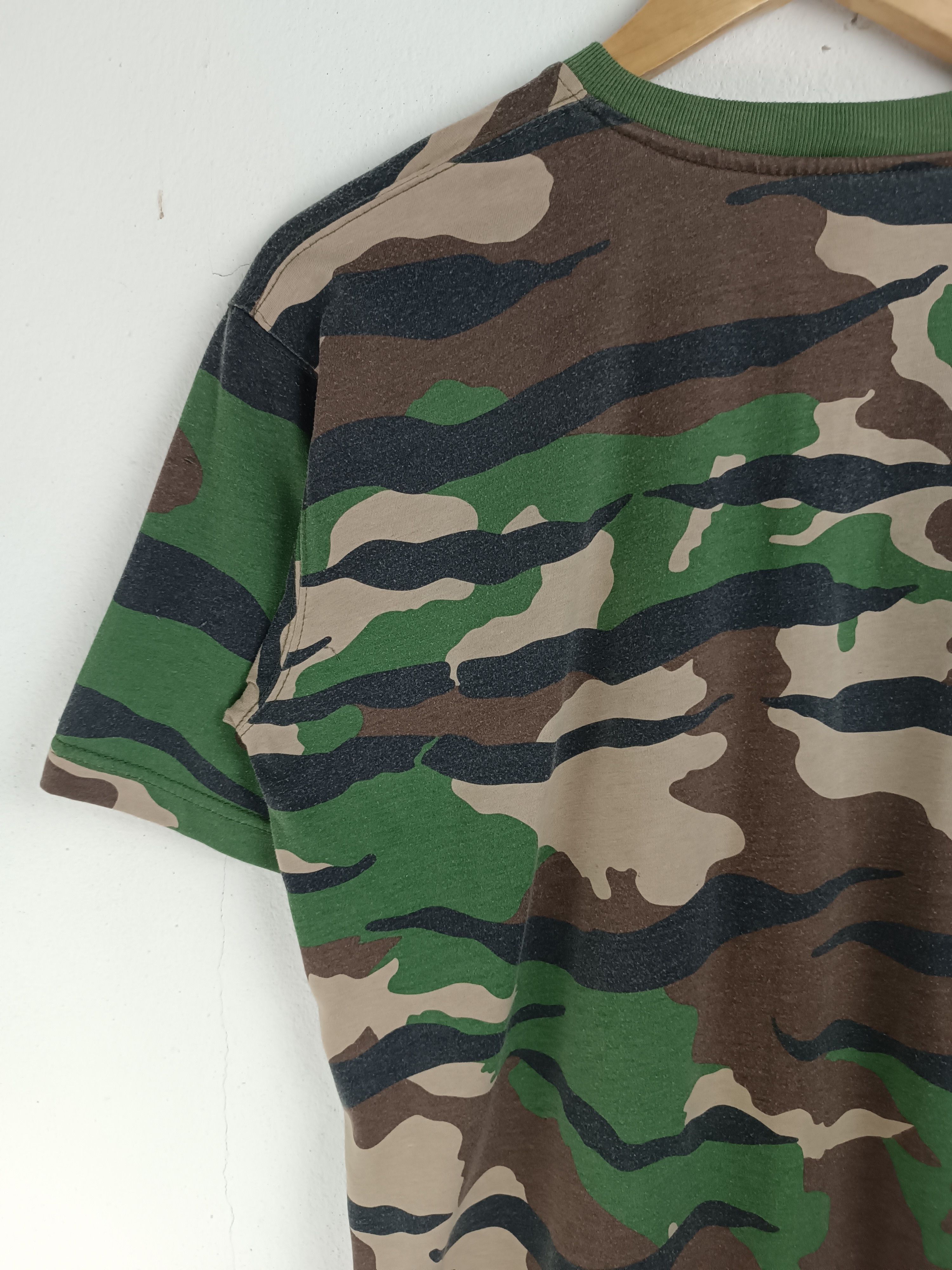 Other VINTAGE ARMY CAMOUFLAGE ASIA TROPICAL CAMO RARE TEE Size US M / EU 48-50 / 2 - 11 Thumbnail