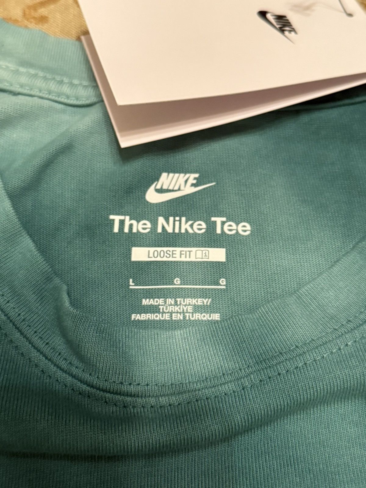 Nike Nike Sportswear Premium Essentials Max90 Tie-Dye T-Shirt Size US L / EU 52-54 / 3 - 3 Thumbnail