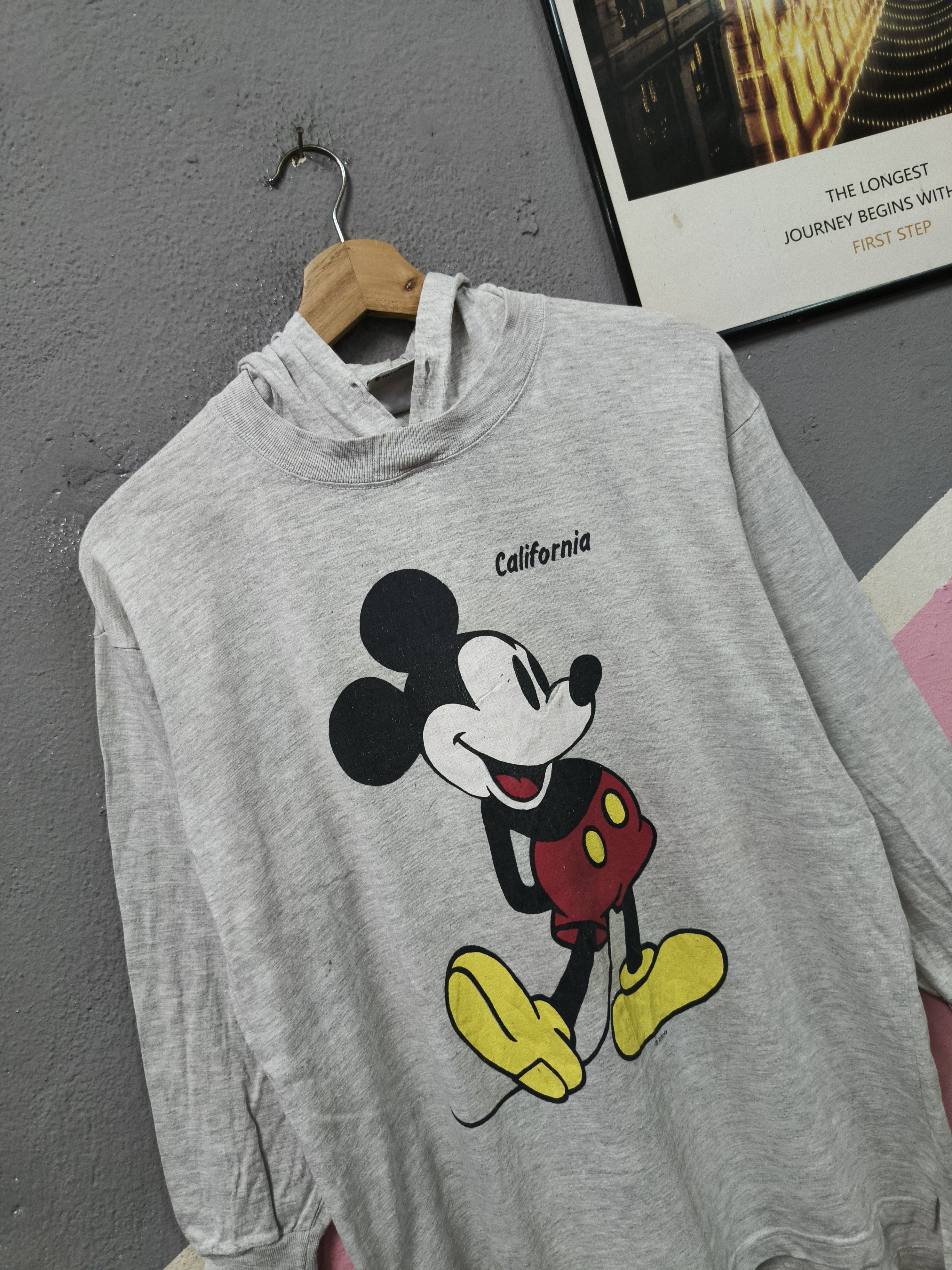 Mickey Mouse Vintage Walt Disney Mickey Mouse T-shirt With Hood Size US S / EU 44-46 / 1 - 3 Thumbnail