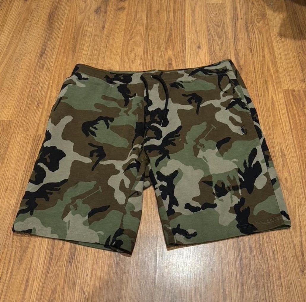 Polo Ralph Lauren Polo Ralph Lauren camo shorts Size US 34 / EU 50 - 1 Thumbnail