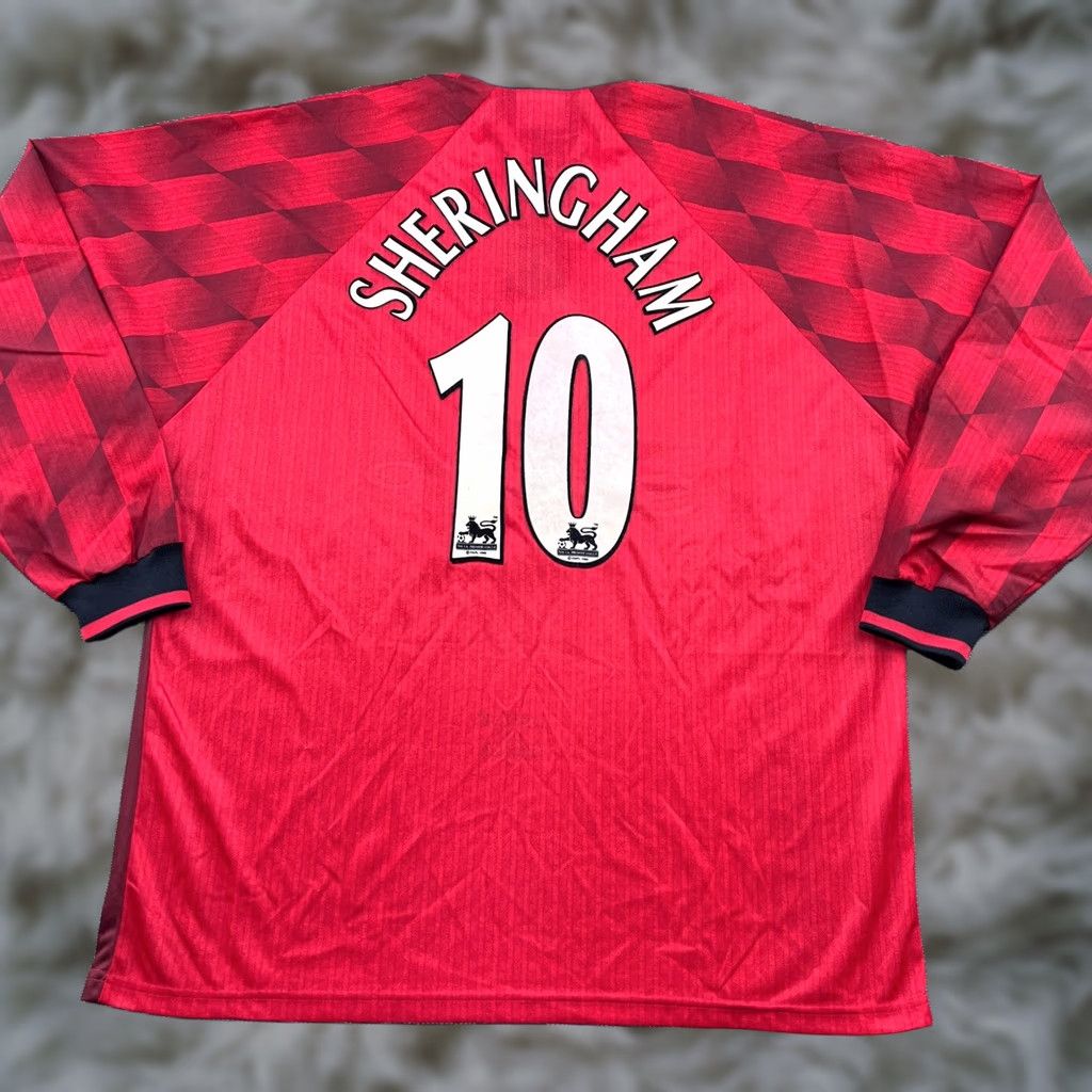 Umbro VINTAGE Umbro Manchester United Jersey XL Football Shirt Unisex Adults Red 1996 1998 Home Teddy Sheringham Jersey XL Mens Womens Boys Girls Size US XL / EU 56 / 4 - 1 Thumbnail