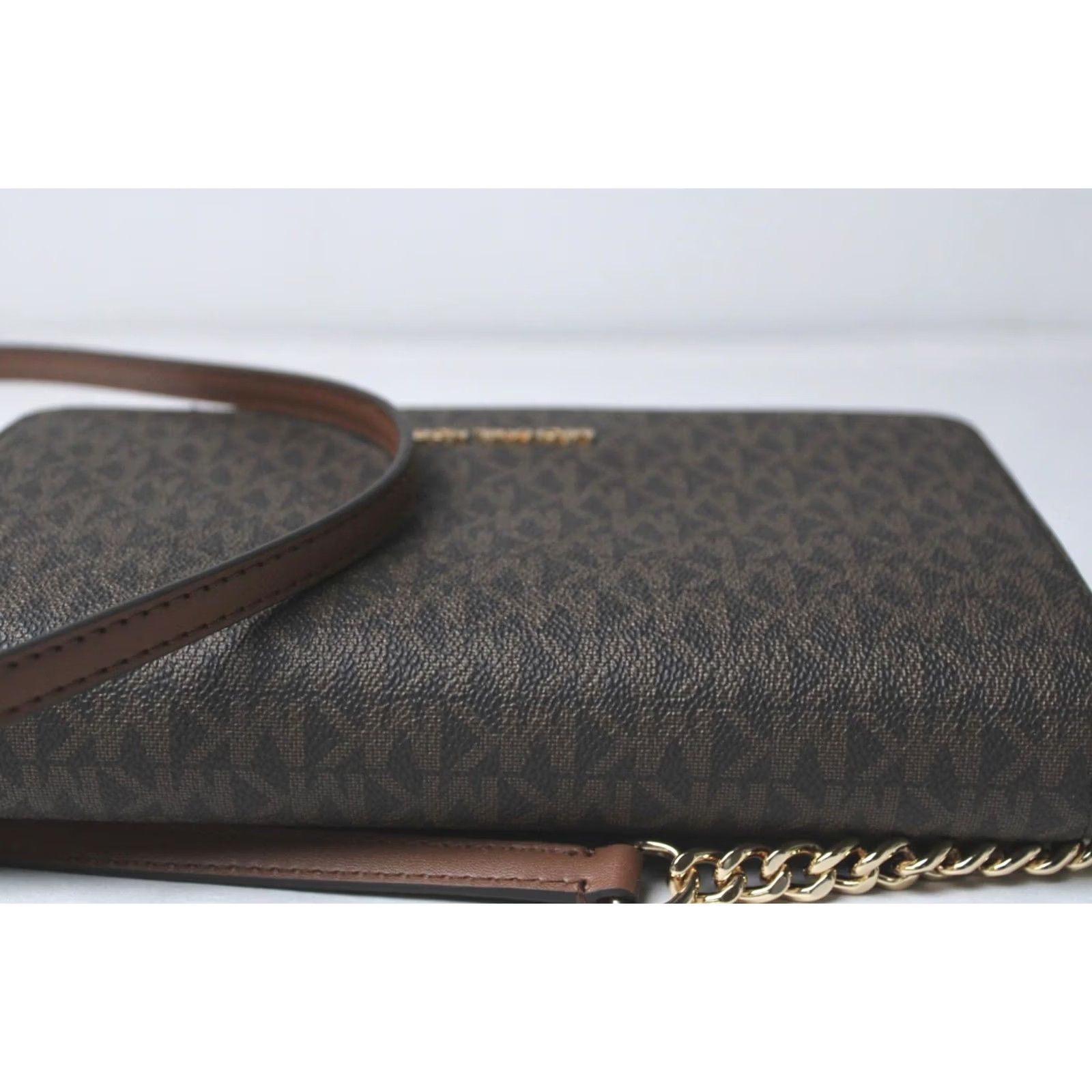 Michael Kors VINTAGE Michael Kors Outlet Women's Jet Set Medium Logo Crossbody Bag NC3 Brown One Size Size ONE SIZE - 7 Thumbnail