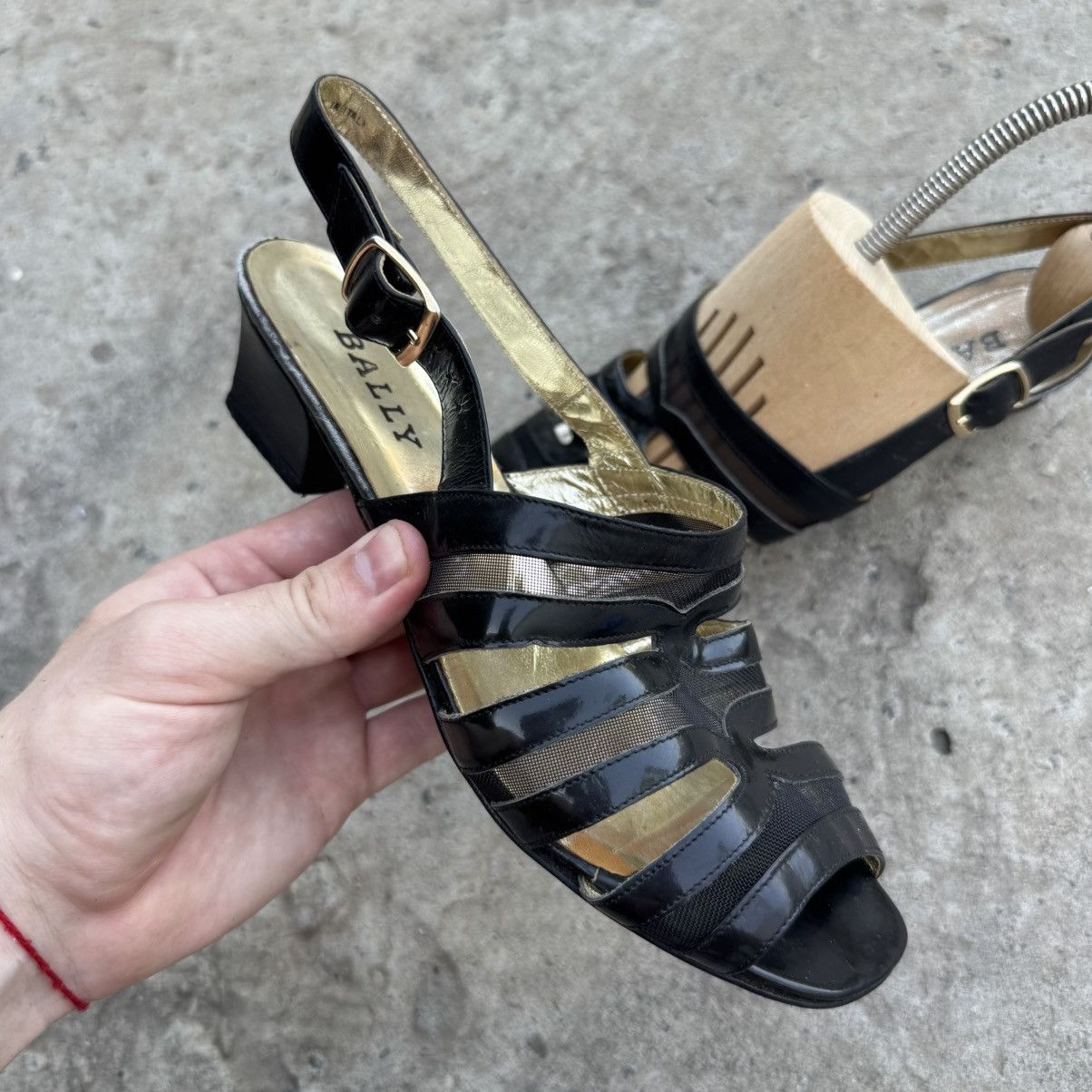 Bally Luxury Bally Sandals Women’s Size 38 Y2K 00s USA Size US 8 / IT 38 - 2 Thumbnail
