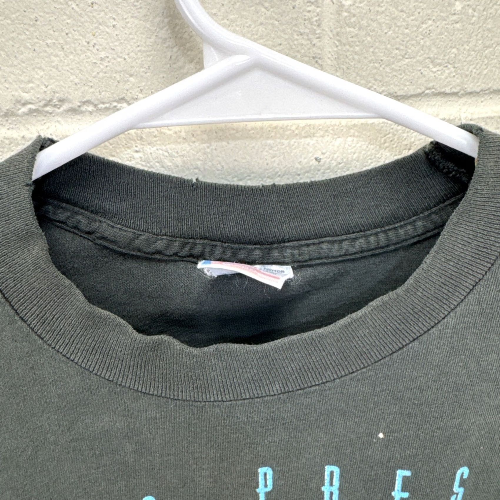 Fruit Of The Loom VINTAGE Elvis Presley Classics Are Forever 1992 T SHIRT XL Black Unisex Short Sleeve Graphic Tee 1990s Rockabilly USA Fruit of the Loom Size US XL / EU 56 / 4 - 4 Thumbnail