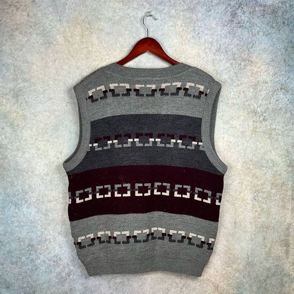 Vintage Vintage 90s Knit Cardigan Vest M Gray Native Print Western Size US M / EU 48-50 / 2 - 3 Thumbnail
