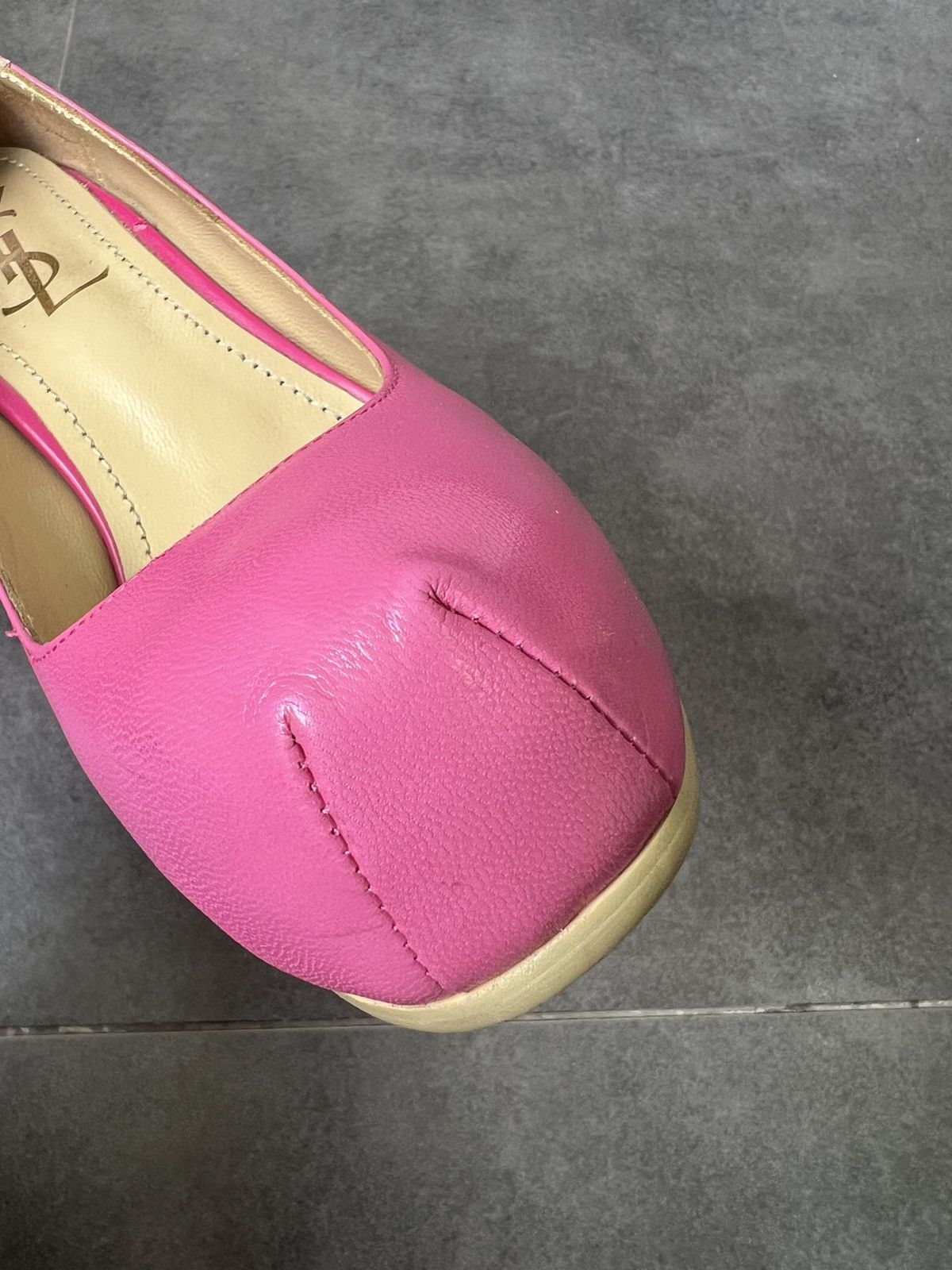 Yves Saint Laurent Vintage Yves Saint Laurent high pink iconic heels Size US 7 / IT 37 - 12 Thumbnail
