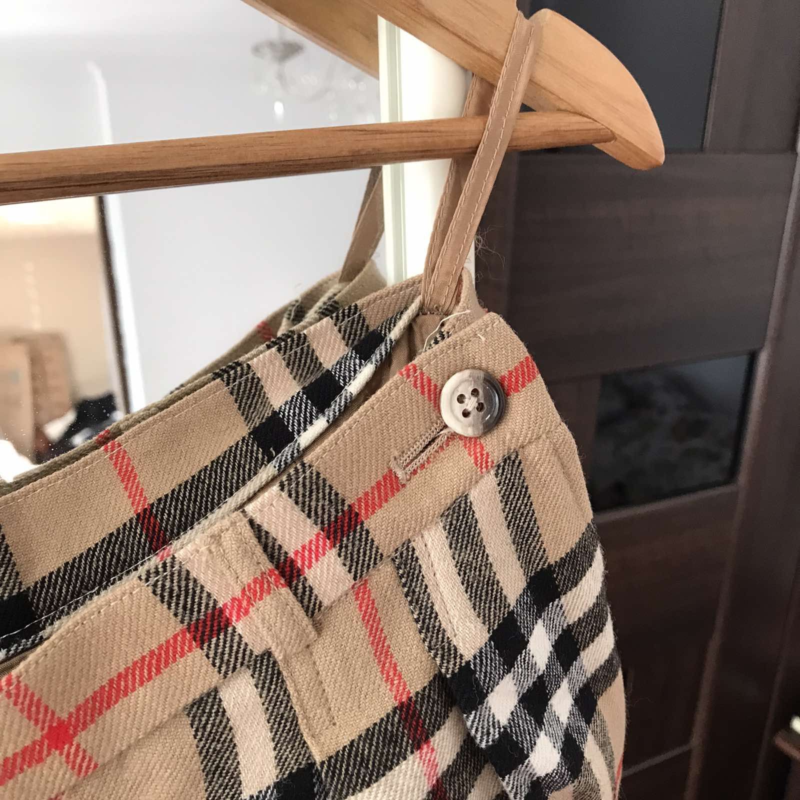 Burberry Vintage Burberrys Nova Check Beige Stretch Pleated Skirt Size 34" / US 12 / IT 48 - 4 Thumbnail