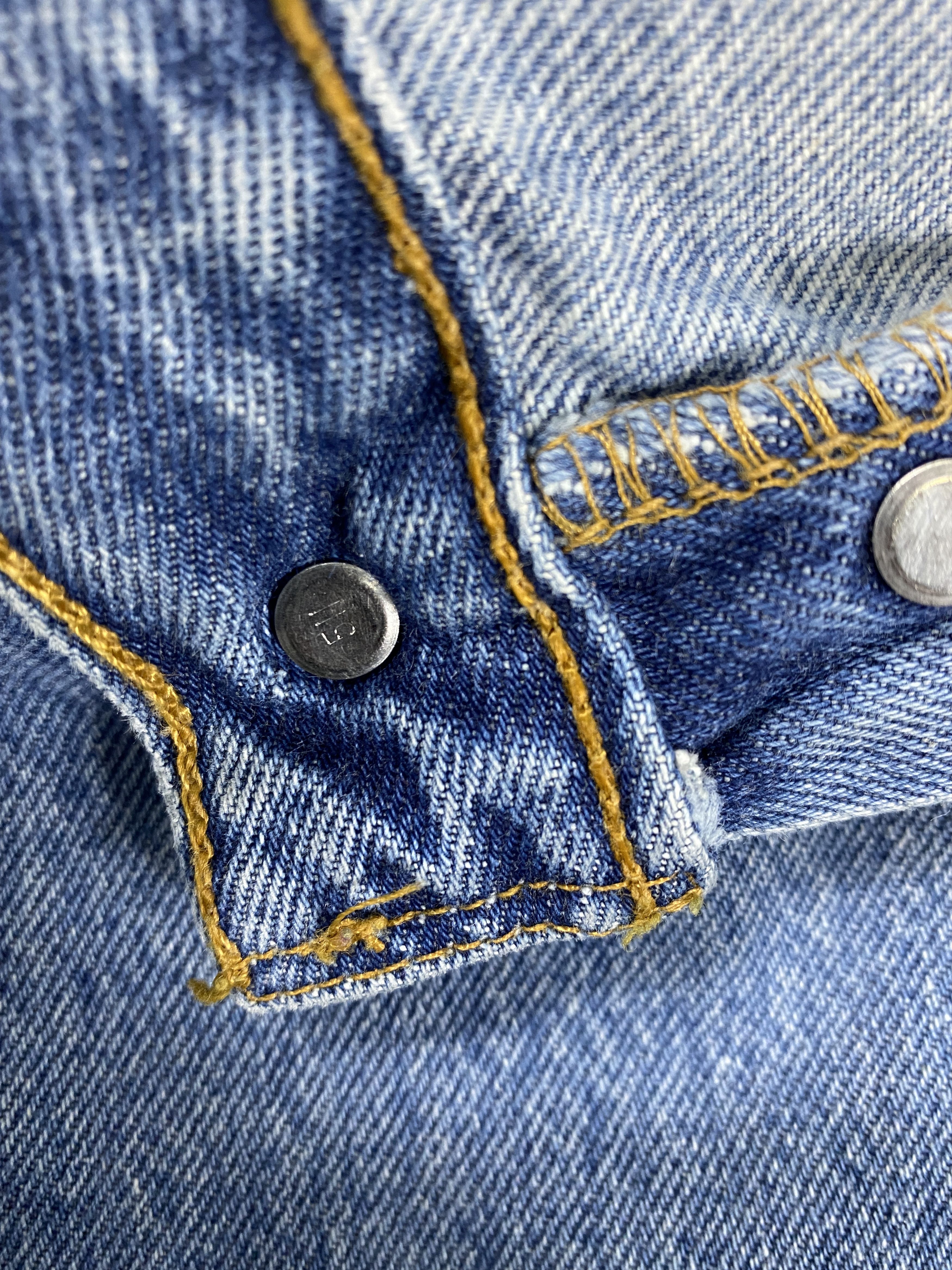 Levi's Blue Vintage Levi's 501 Jeans 38x30 Denim -JN2357 Size US 38 / EU 54 - 7 Thumbnail
