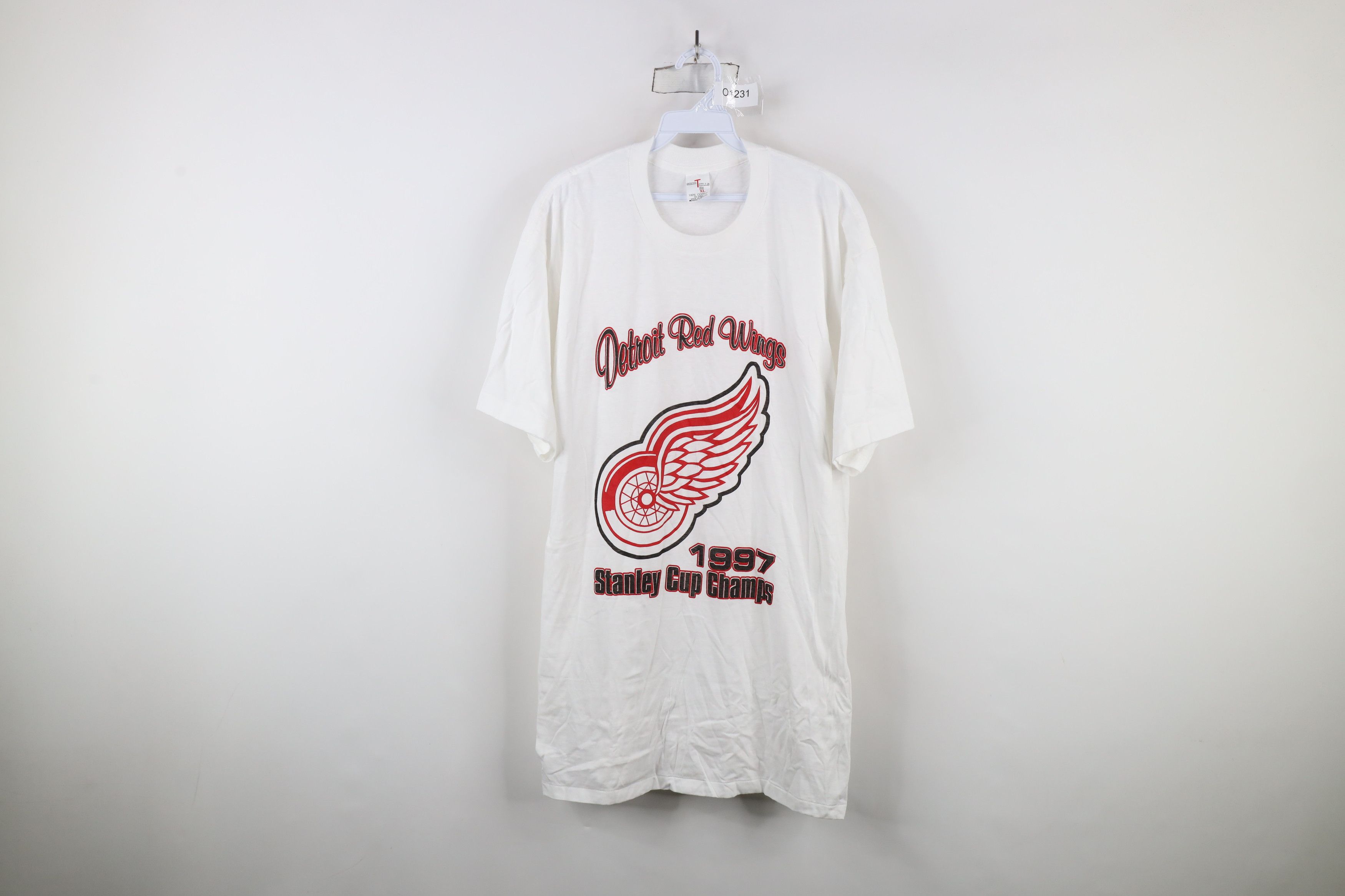 Vintage Vintage 90s Cup Champions Detroit Red Wings Hockey T-Shirt Size US XL / EU 56 / 4 - 1 Thumbnail