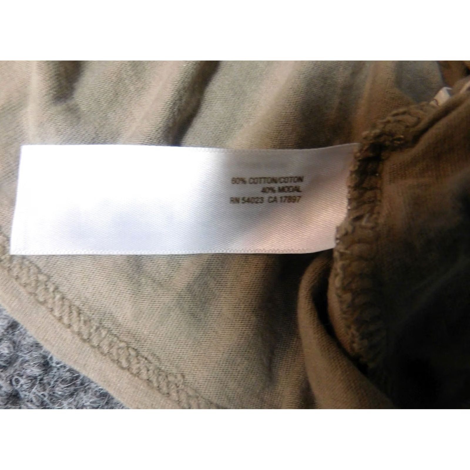 Old Navy Old Navy tank Blouse Womens Large Gray pullover embellishments Size L / US 10 / IT 46 - 7 Thumbnail