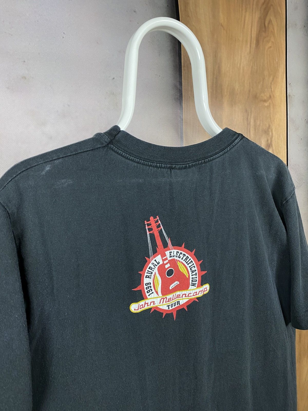 Band Tees 🎞️Vintage 1999 T-Shirt Rural Electrification John Mellencamp🎞️ Size US M / EU 48-50 / 2 - 10 Thumbnail