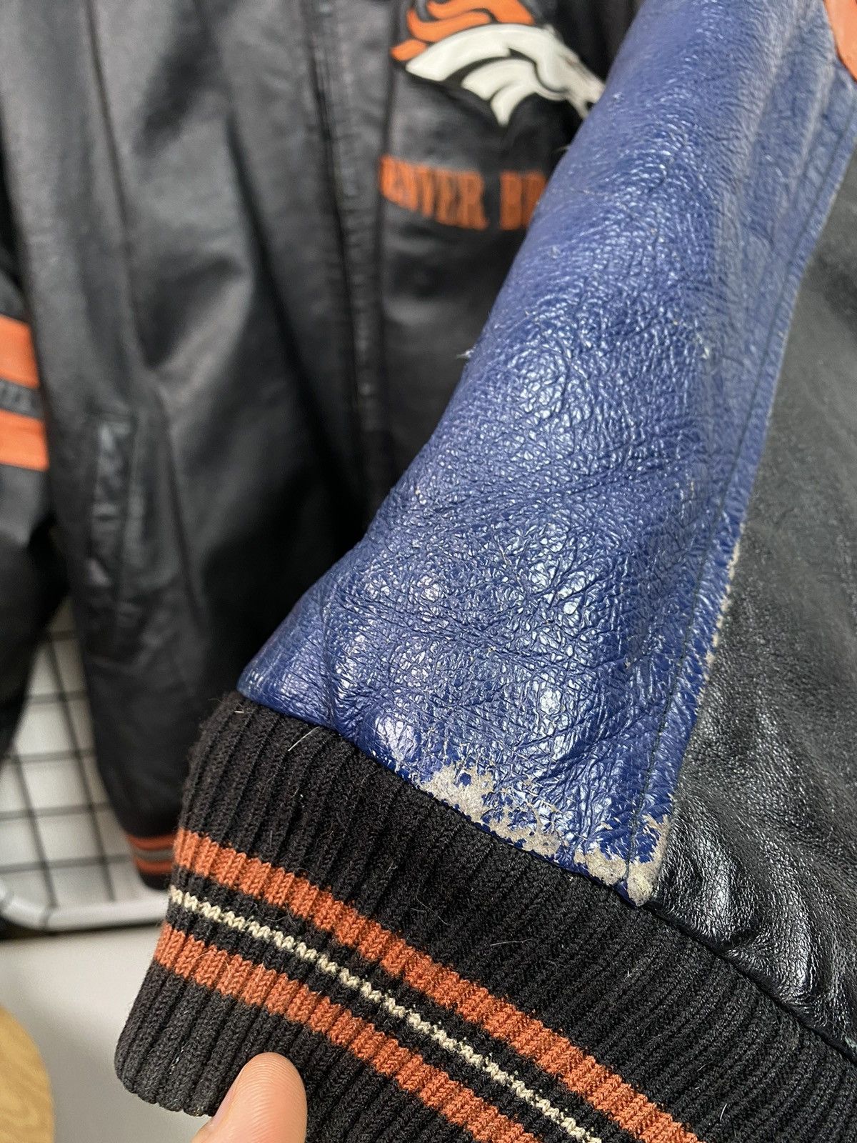 Other Vintage Denver Broncos NFL Leather Bomber Jacket Varsity XL Size US XL / EU 56 / 4 - 12 Thumbnail