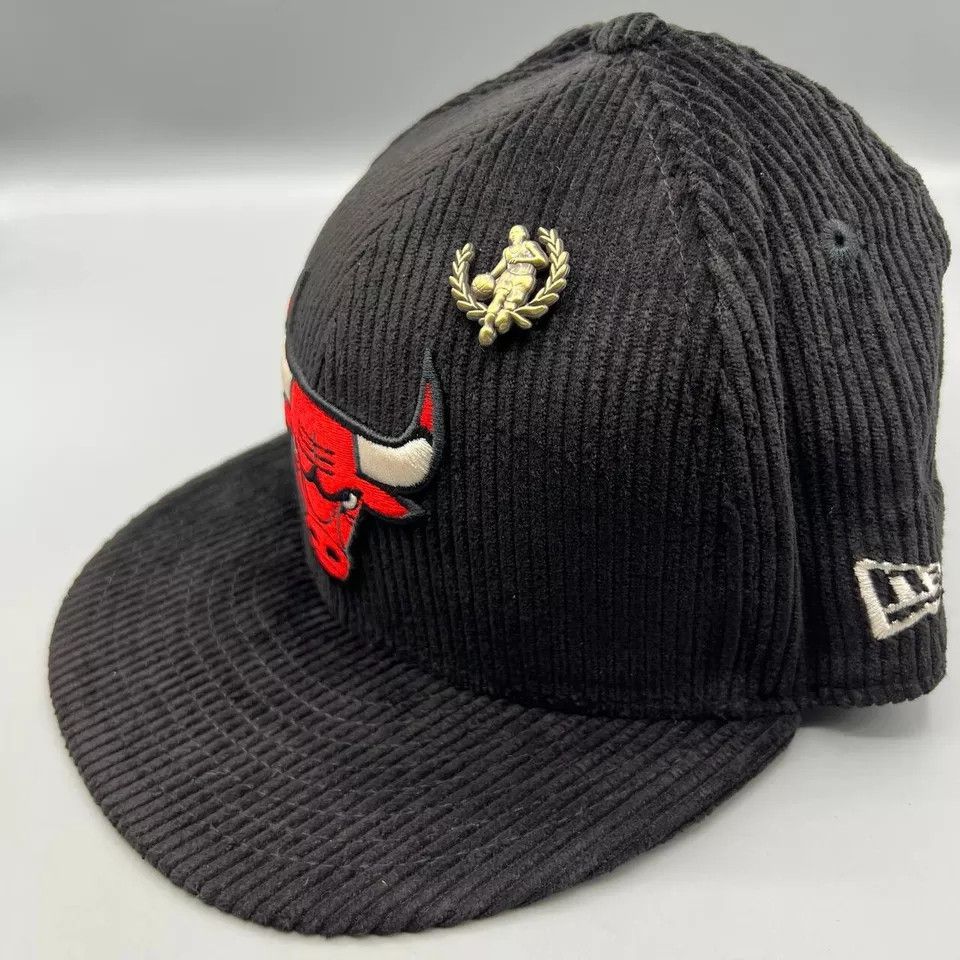 New Era Chicago Bulls Hat Men 7 1/2 Corduroy 59Fifty New Era Fitted Size ONE SIZE - 2 Thumbnail