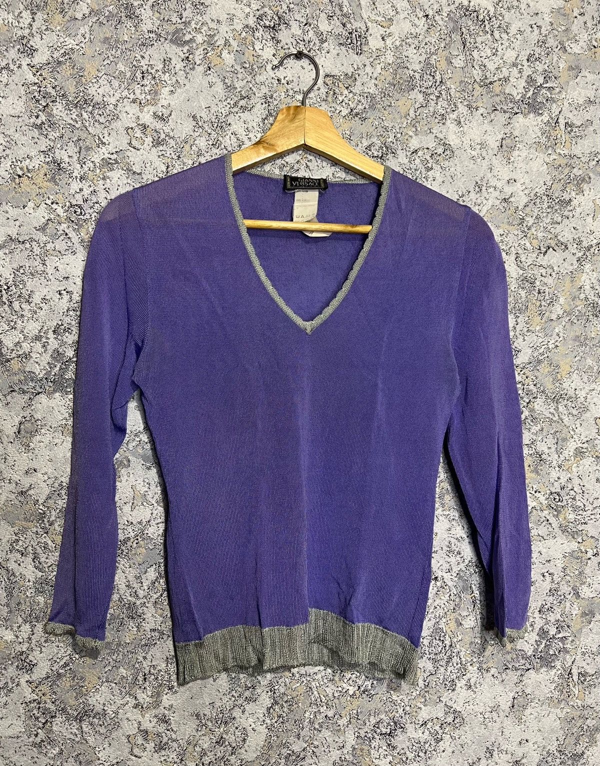 Versace Vintage Gianni Versace Pullover T-shirt Long Sleeve Size S / US 4 / IT 40 - 1 Thumbnail