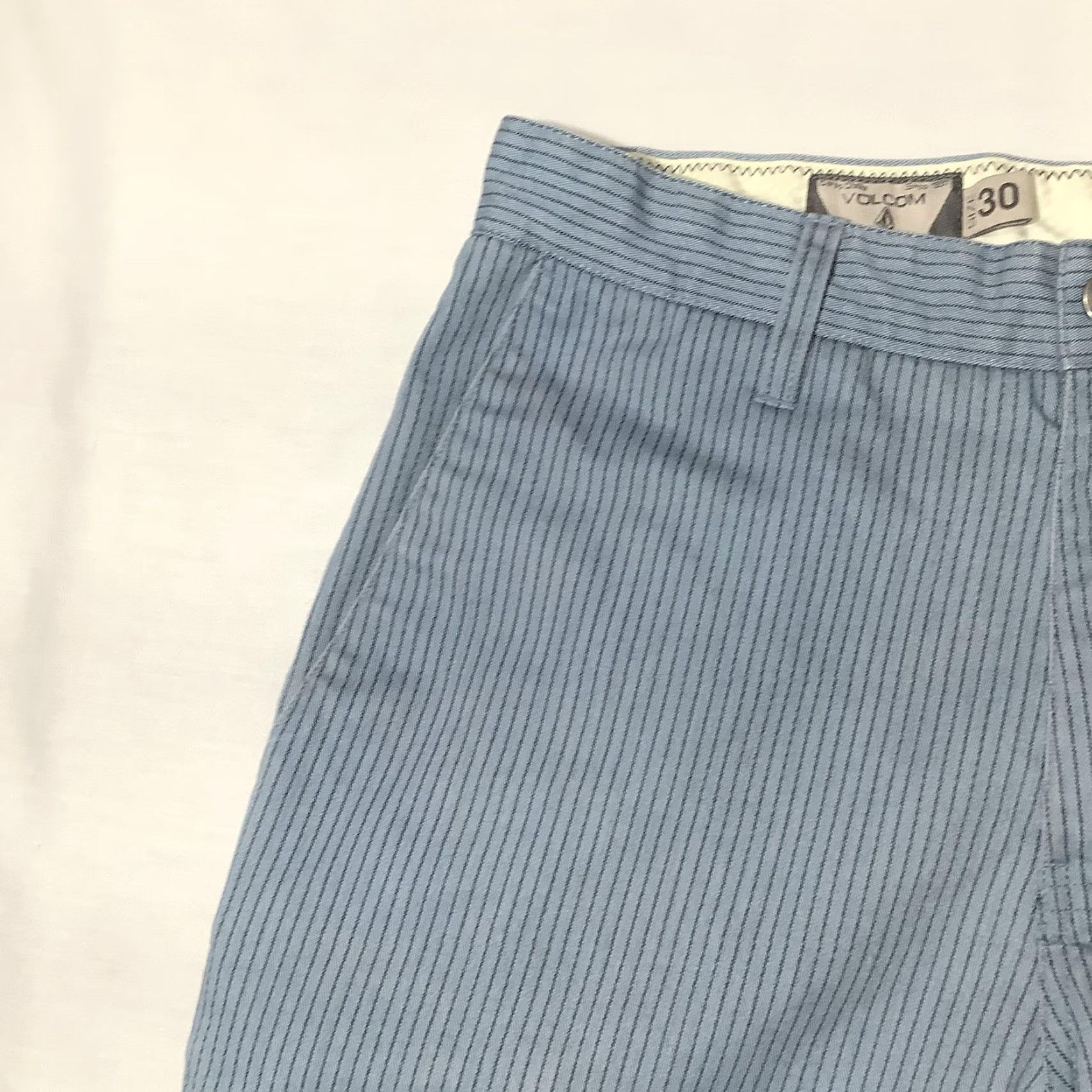 Volcom Volcom Shorts Mens 30 Blue Frickin Stripe Chino Casual Golf Skate Walk Size US 30 / EU 46 - 3 Thumbnail