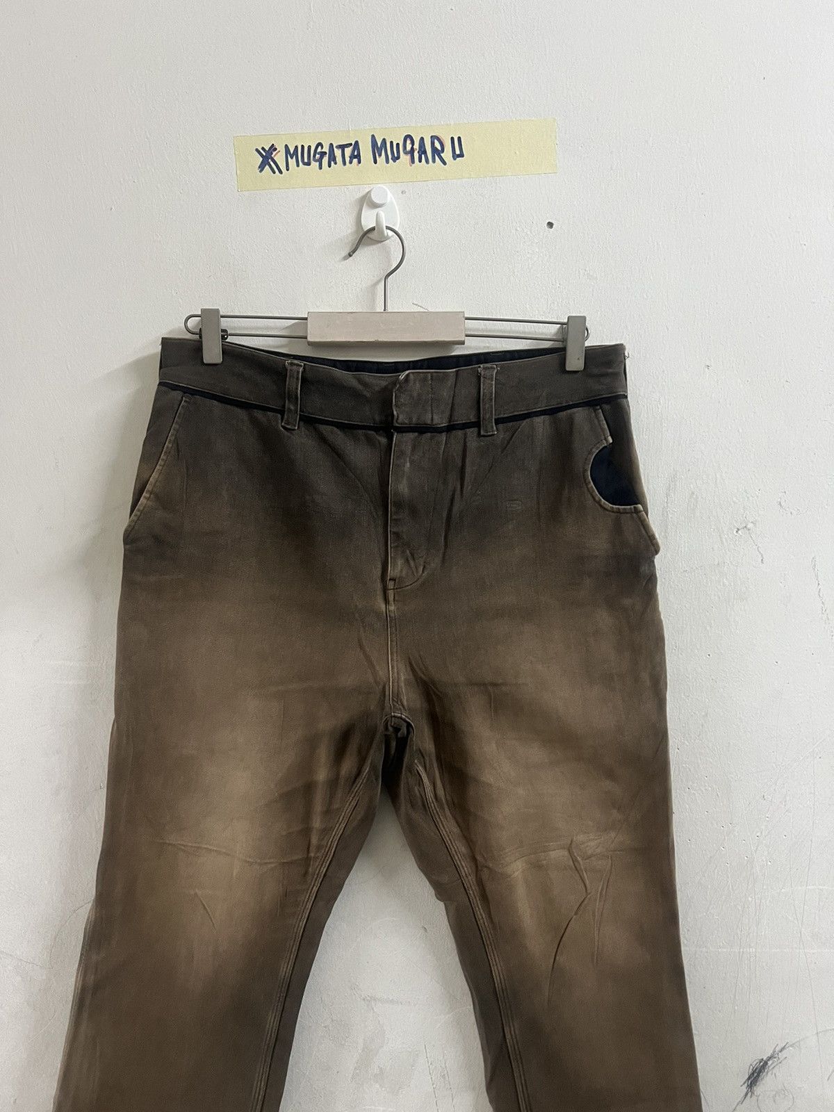 SEMANTIC DESIGN BROWN FADED
